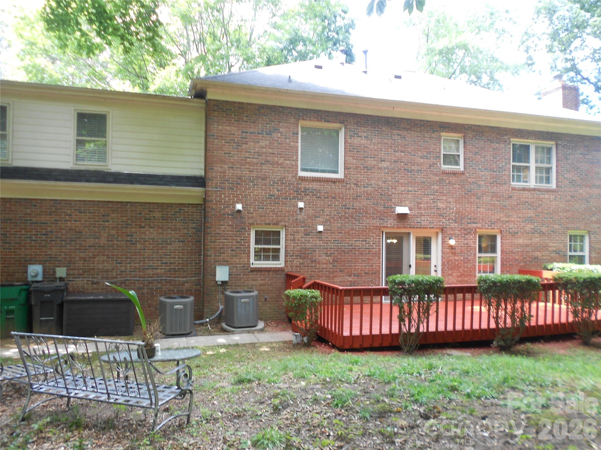 4002 Trehurst Court — Charlotte