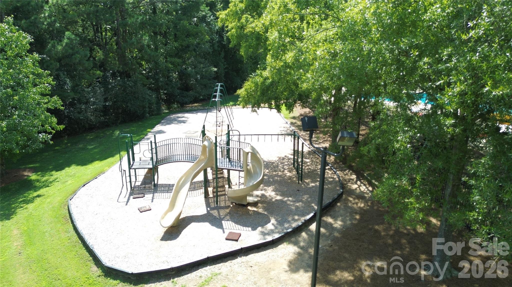 4002 Trehurst Court — Charlotte