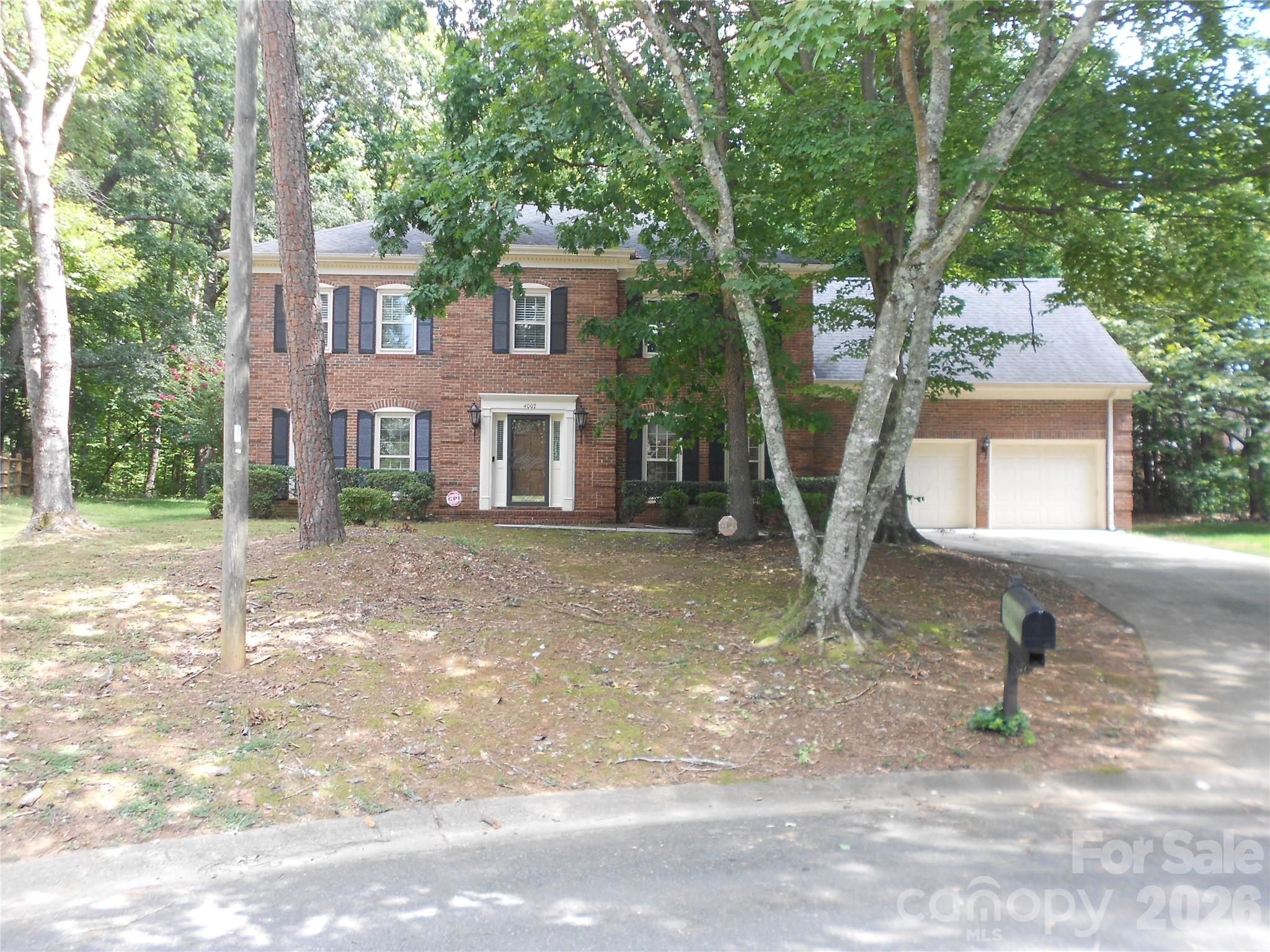 4002 Trehurst Court — Charlotte