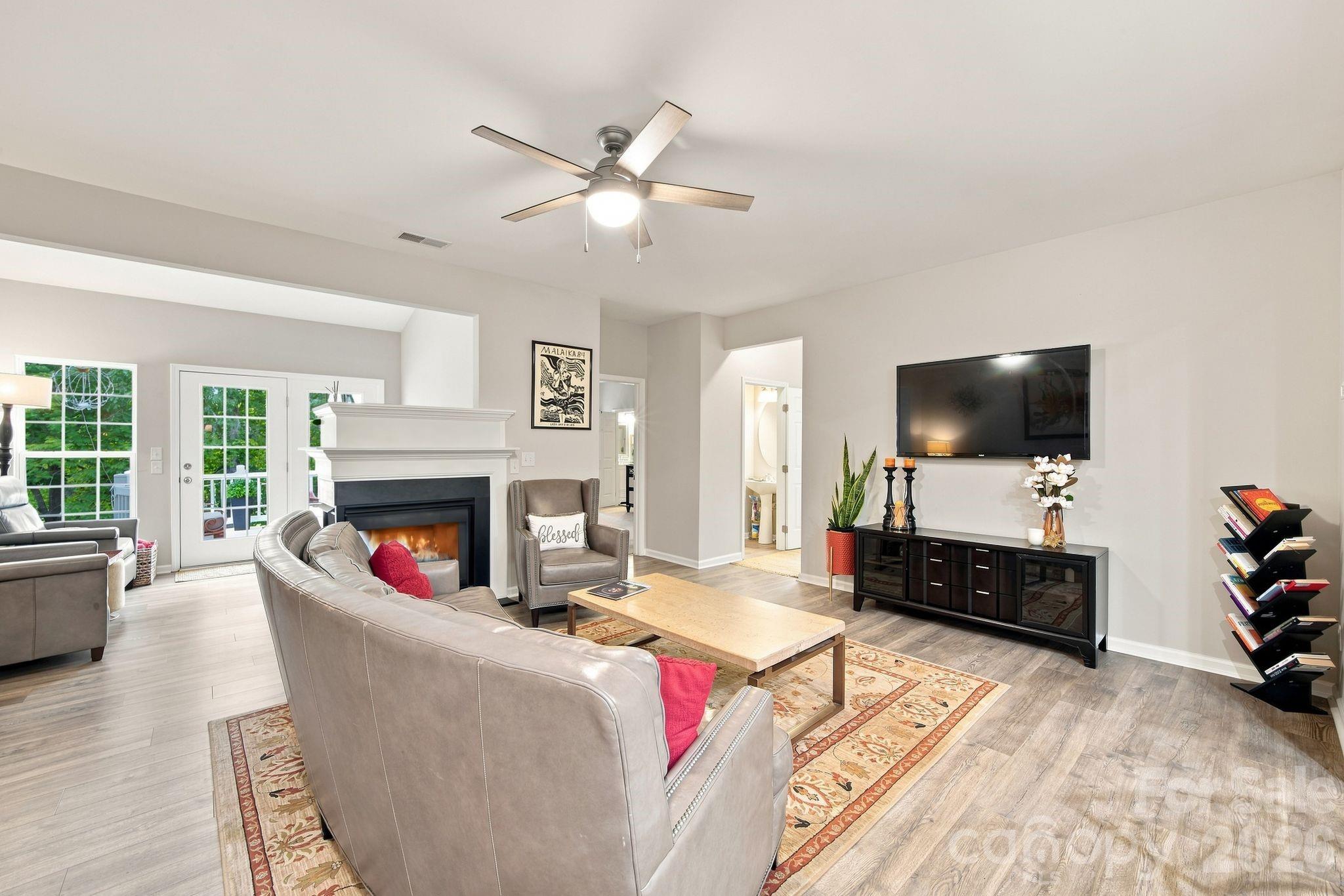 14515 Greenpoint Lane — Huntersville