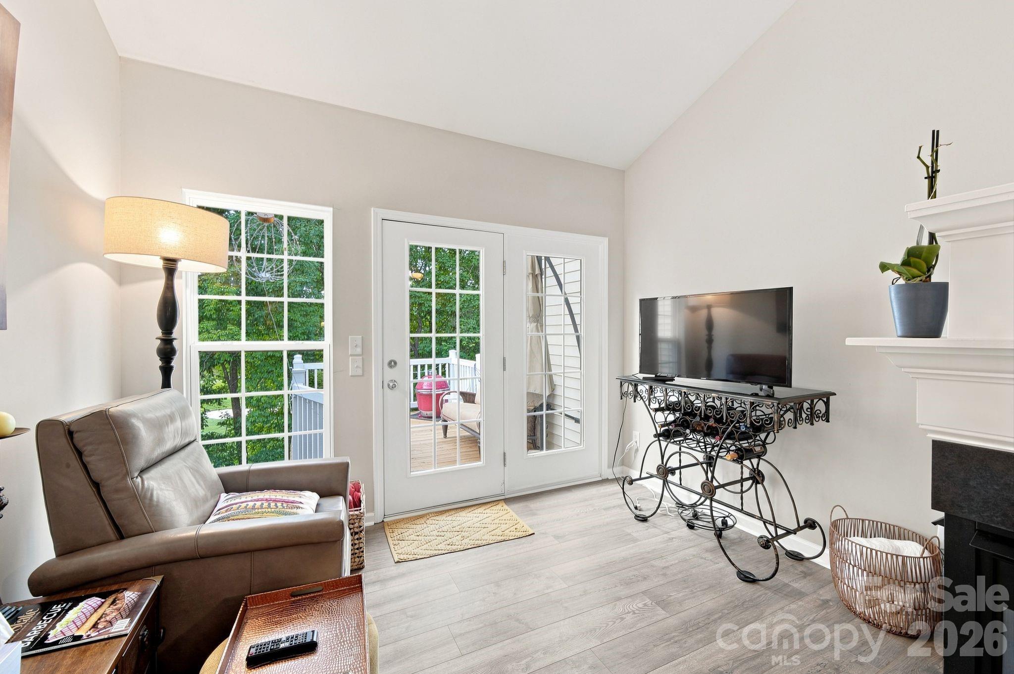 14515 Greenpoint Lane — Huntersville