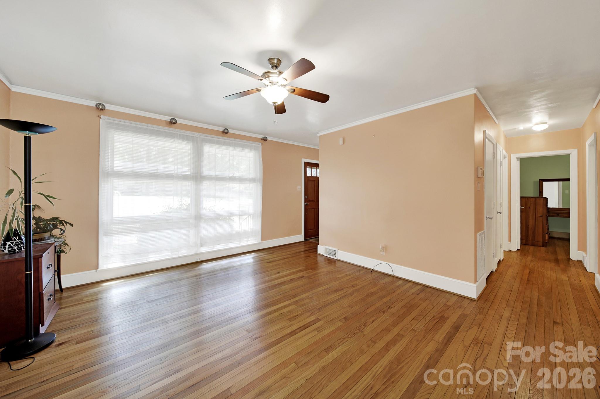 4511 Woodlark Lane — Charlotte