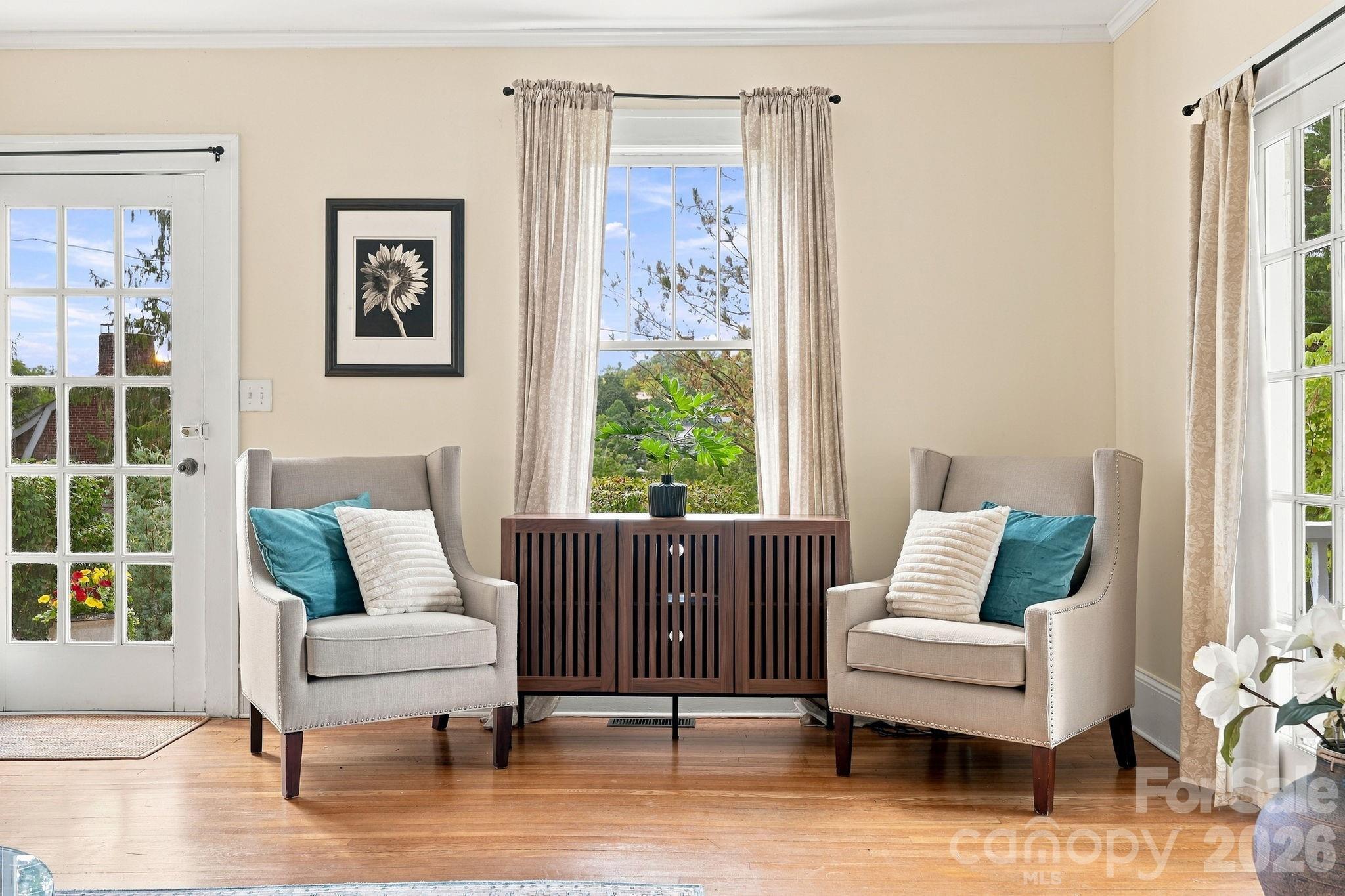 45 Woodvale Avenue — Asheville