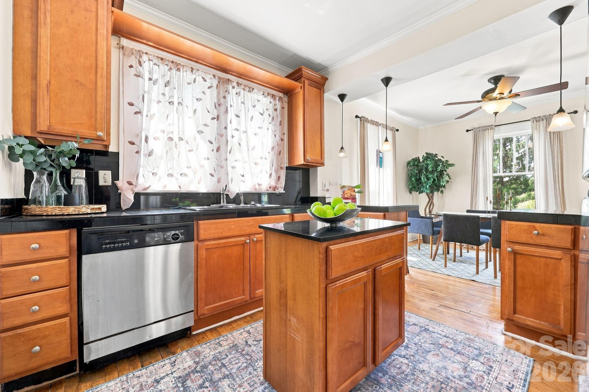 45 Woodvale Avenue — Asheville