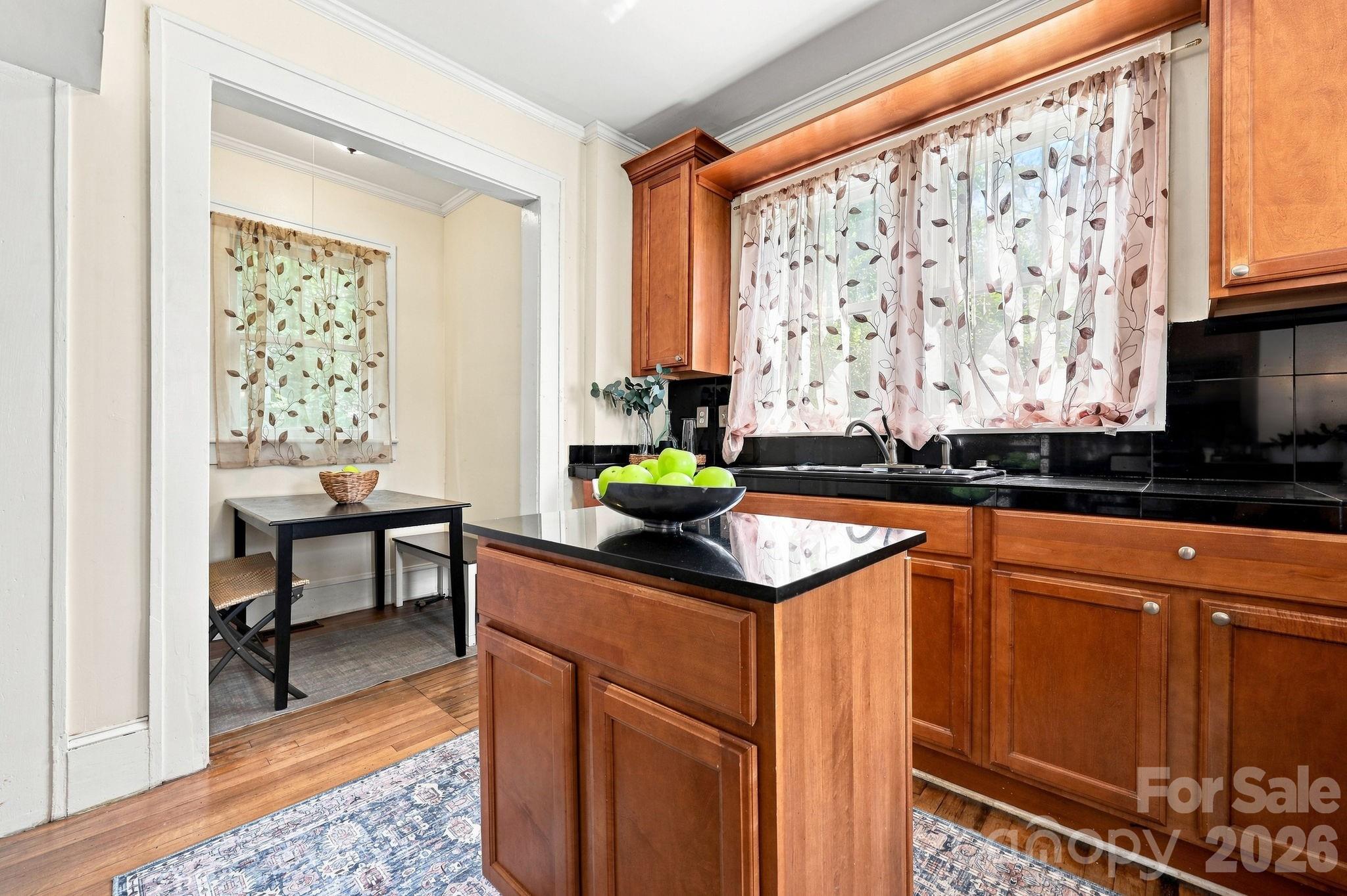 45 Woodvale Avenue — Asheville