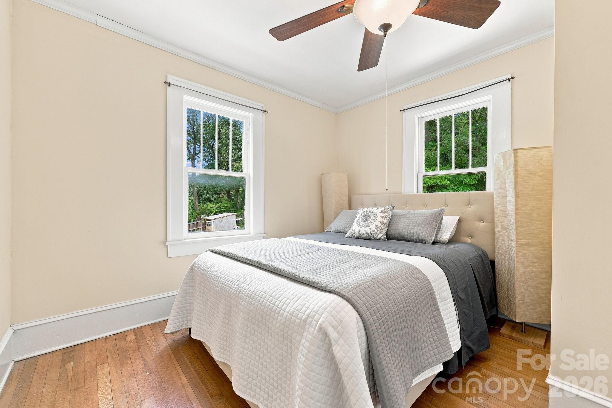 45 Woodvale Avenue — Asheville
