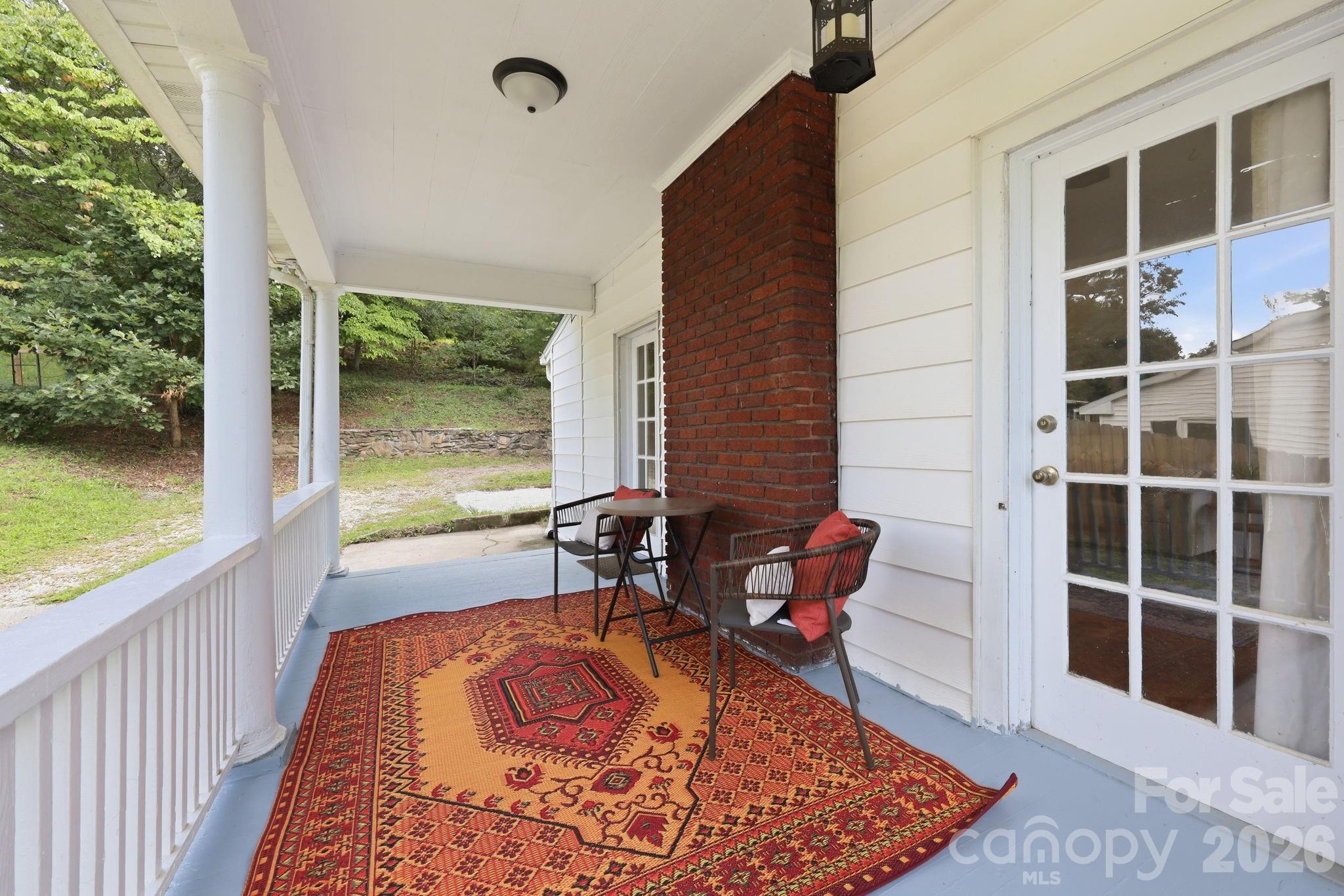 45 Woodvale Avenue — Asheville