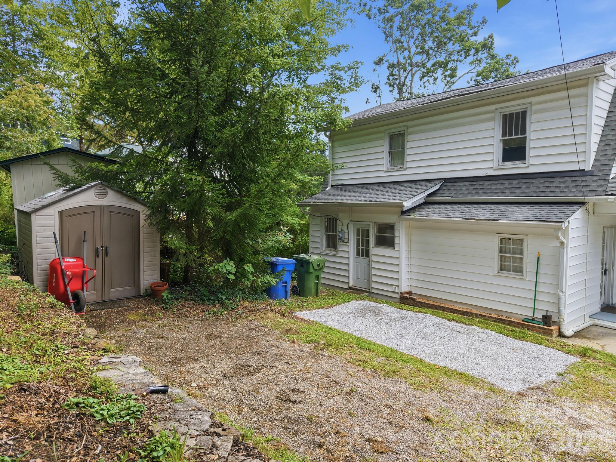 45 Woodvale Avenue — Asheville