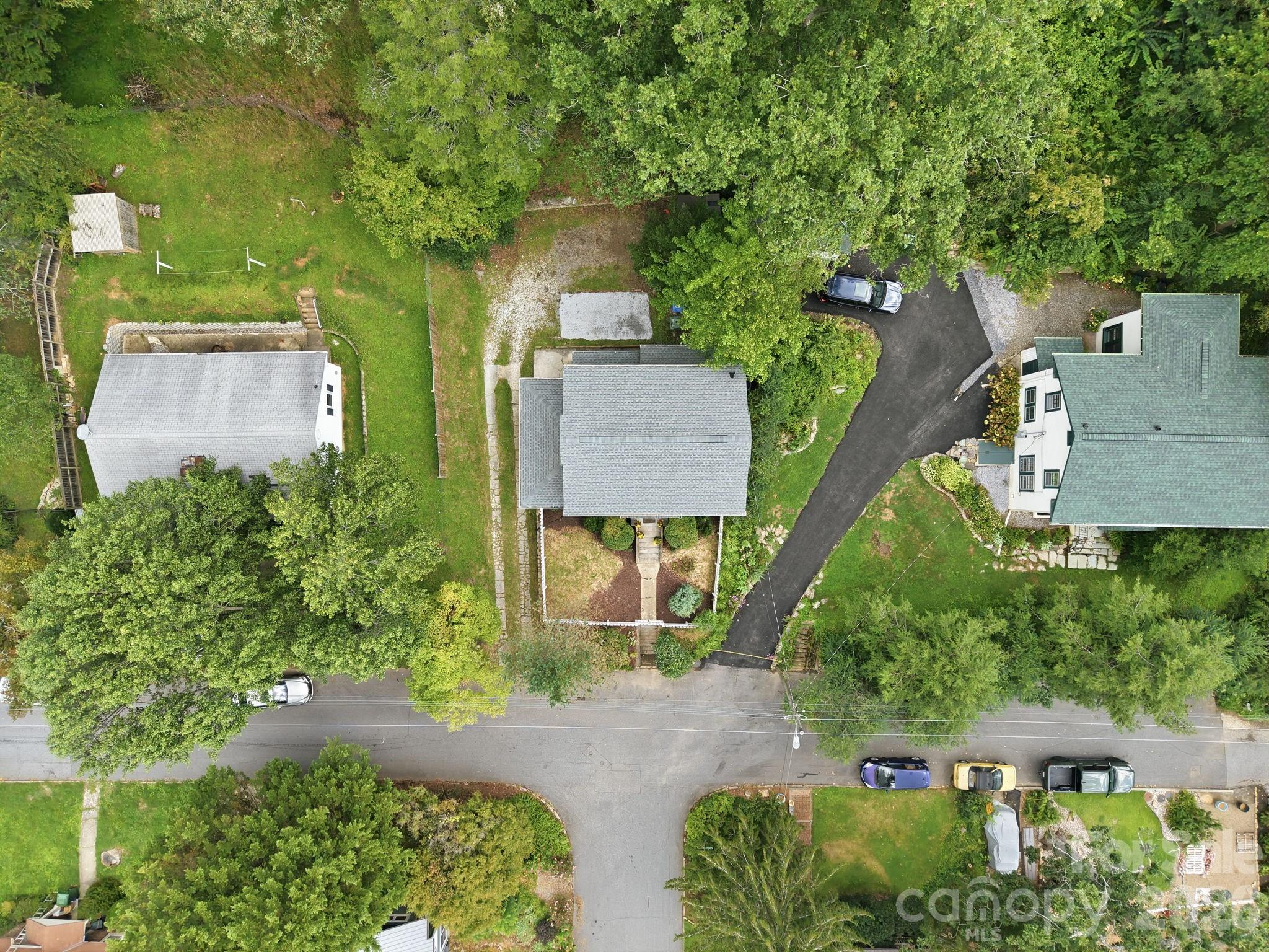 45 Woodvale Avenue — Asheville
