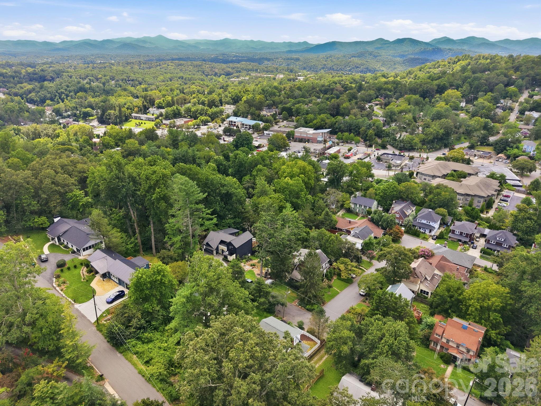 45 Woodvale Avenue — Asheville