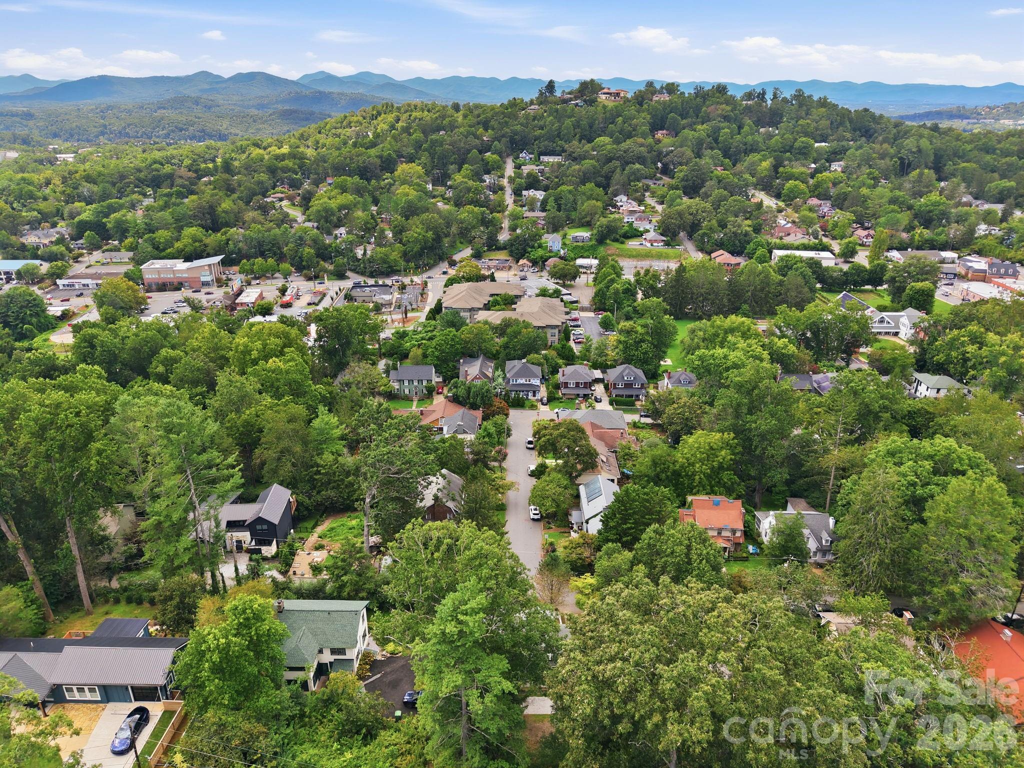 45 Woodvale Avenue — Asheville