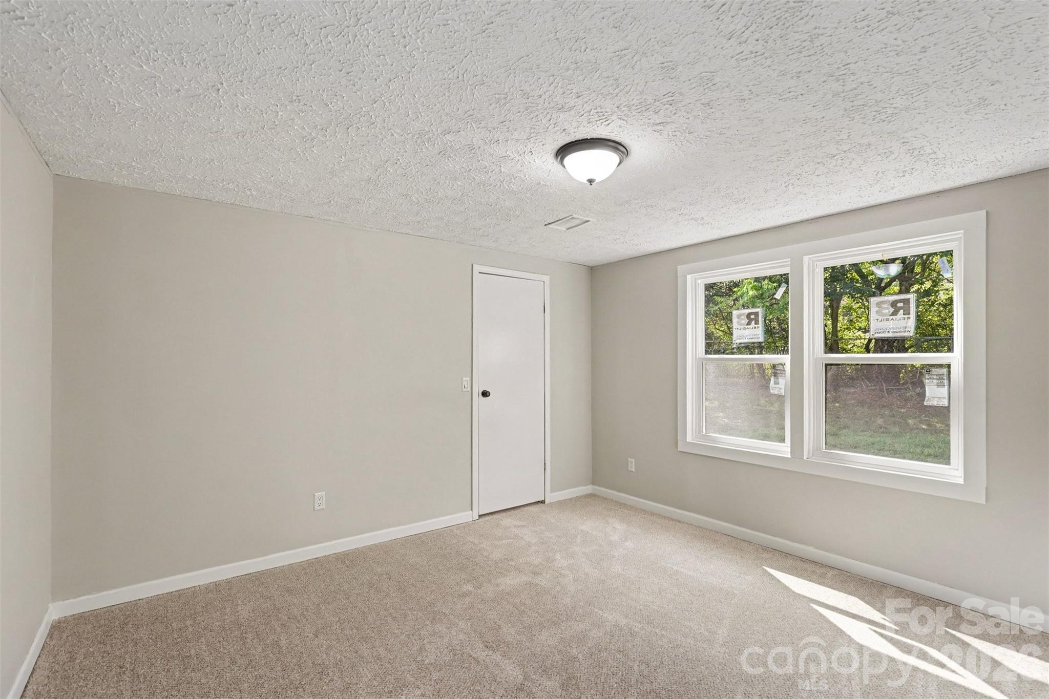 5174 Grand Canyon Road NW — Concord