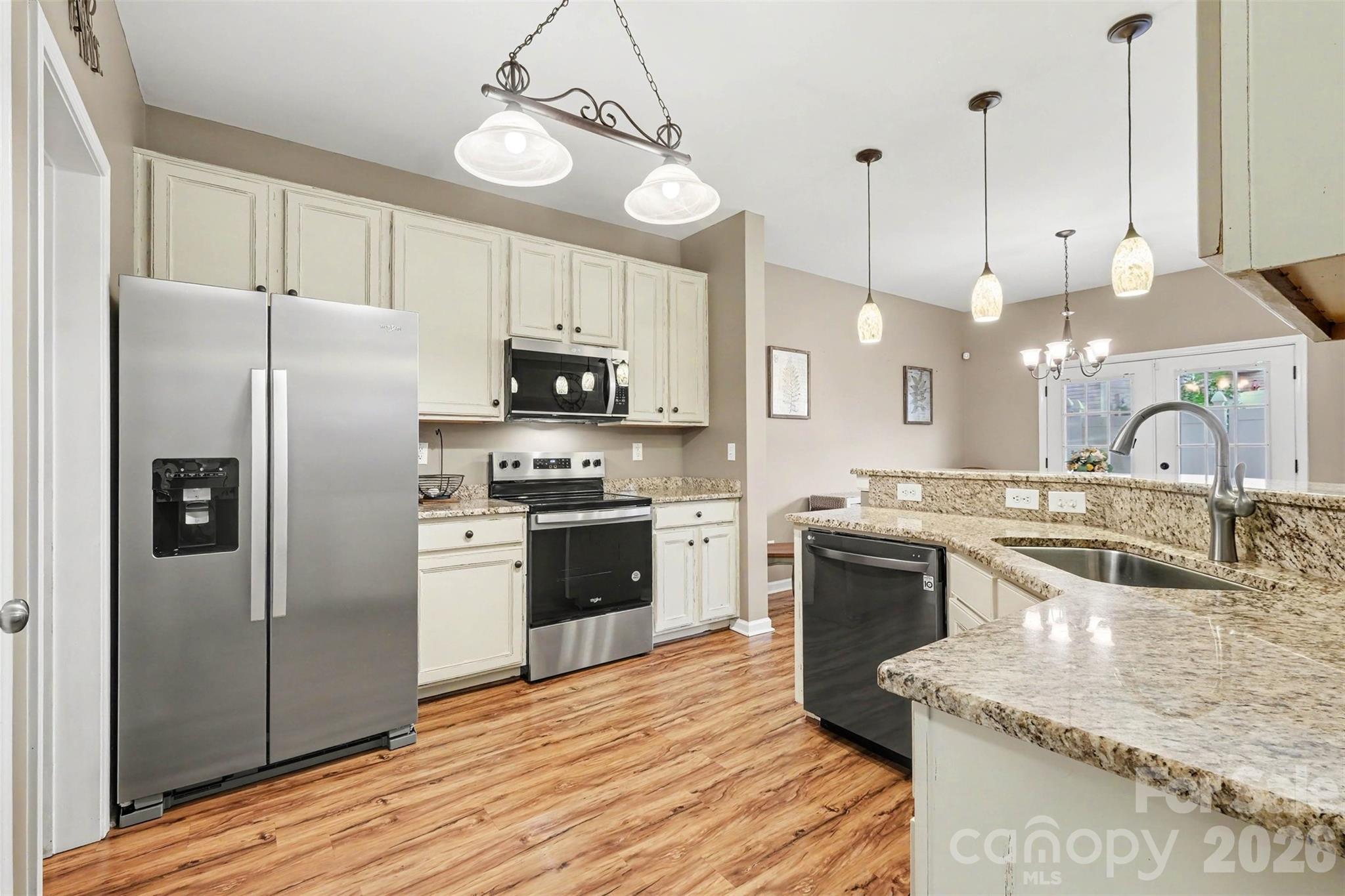 12058 Stratfield Place Circle — Pineville