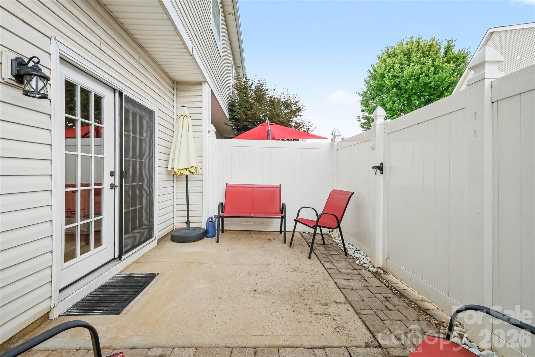 12058 Stratfield Place Circle — Pineville