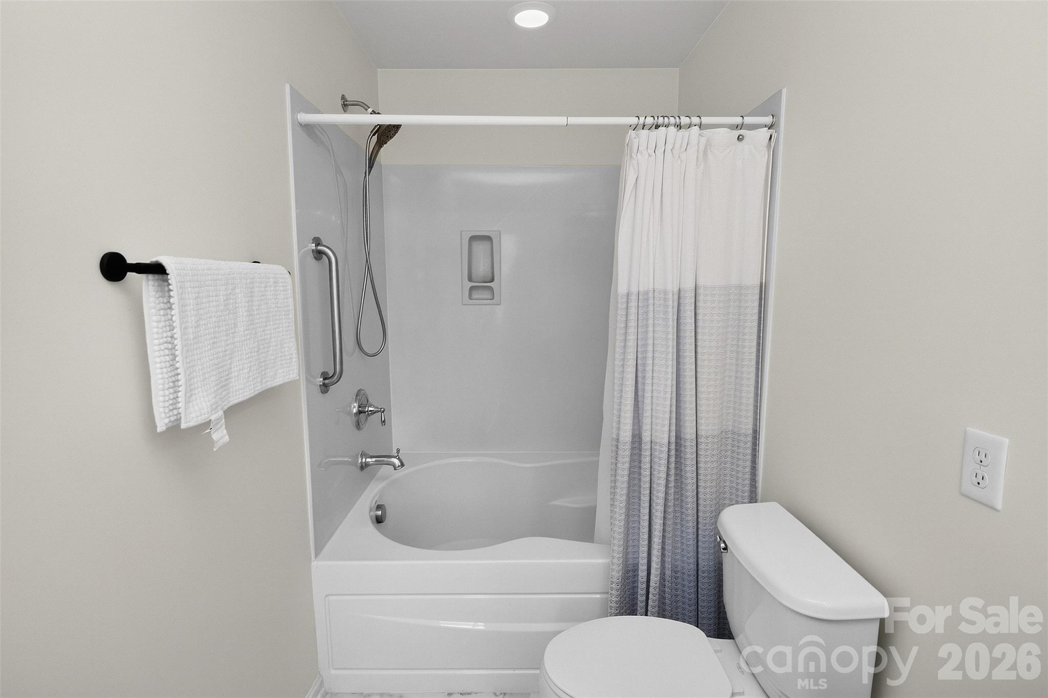 1060 Drayton Court — Fort Mill
