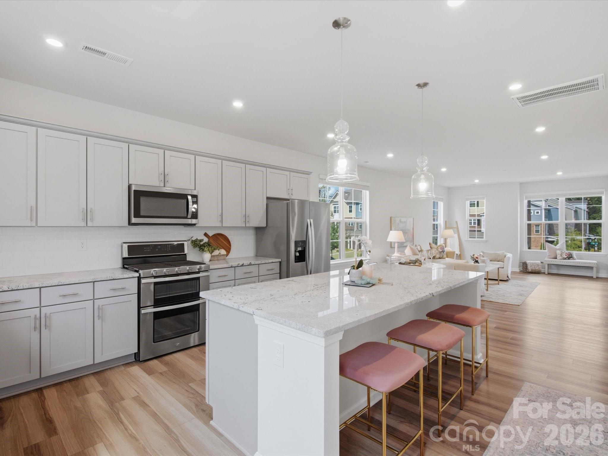 10126 Hemingway Place — Charlotte