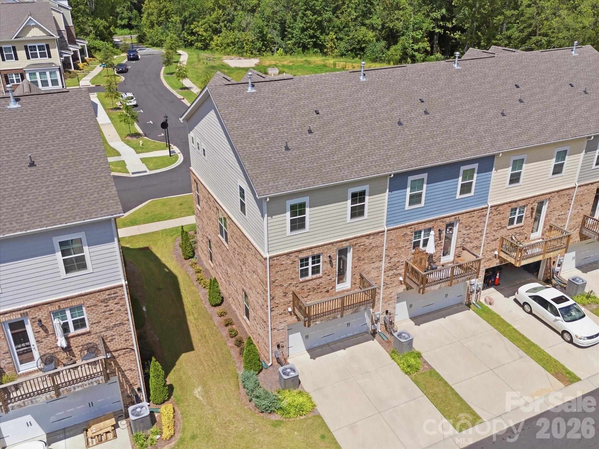 10126 Hemingway Place — Charlotte