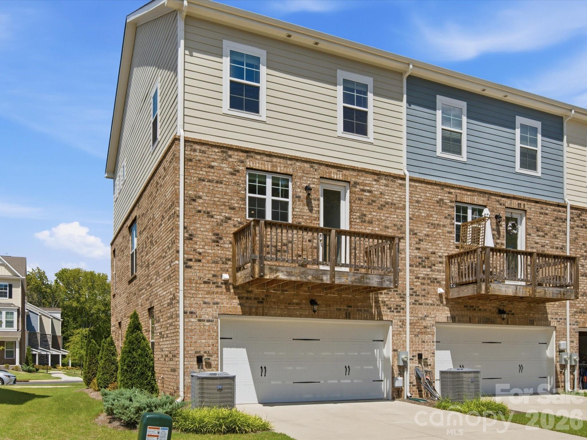 10126 Hemingway Place — Charlotte