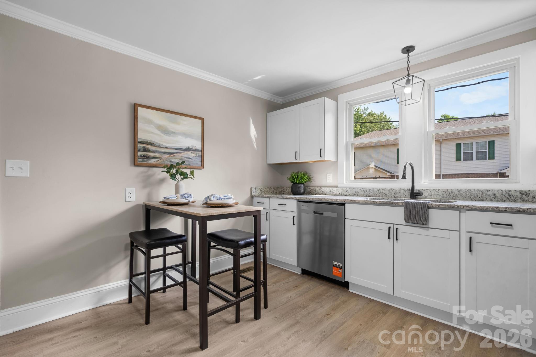 1320 14th Street Drive NE — Hickory