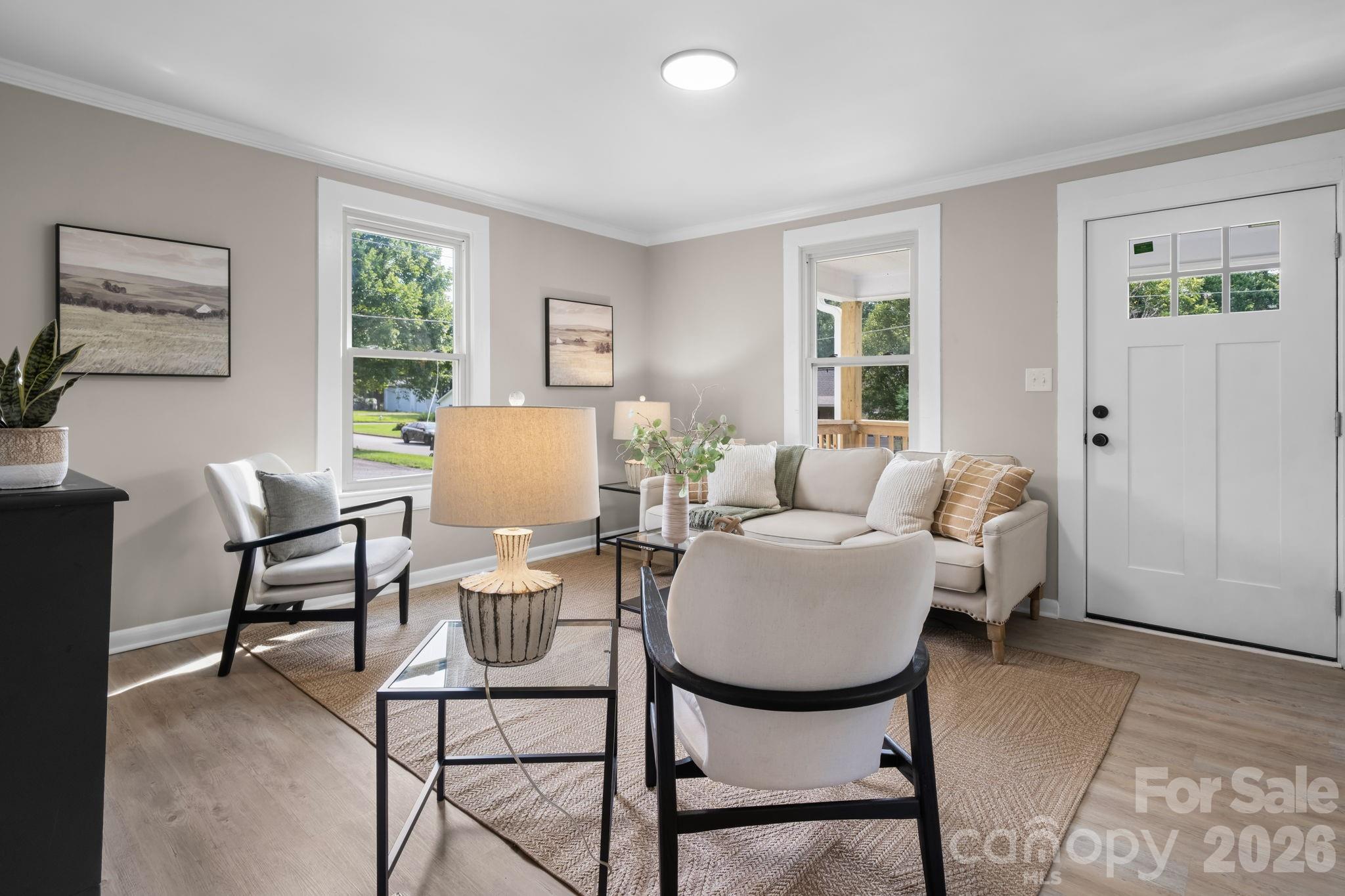 1320 14th Street Drive NE — Hickory