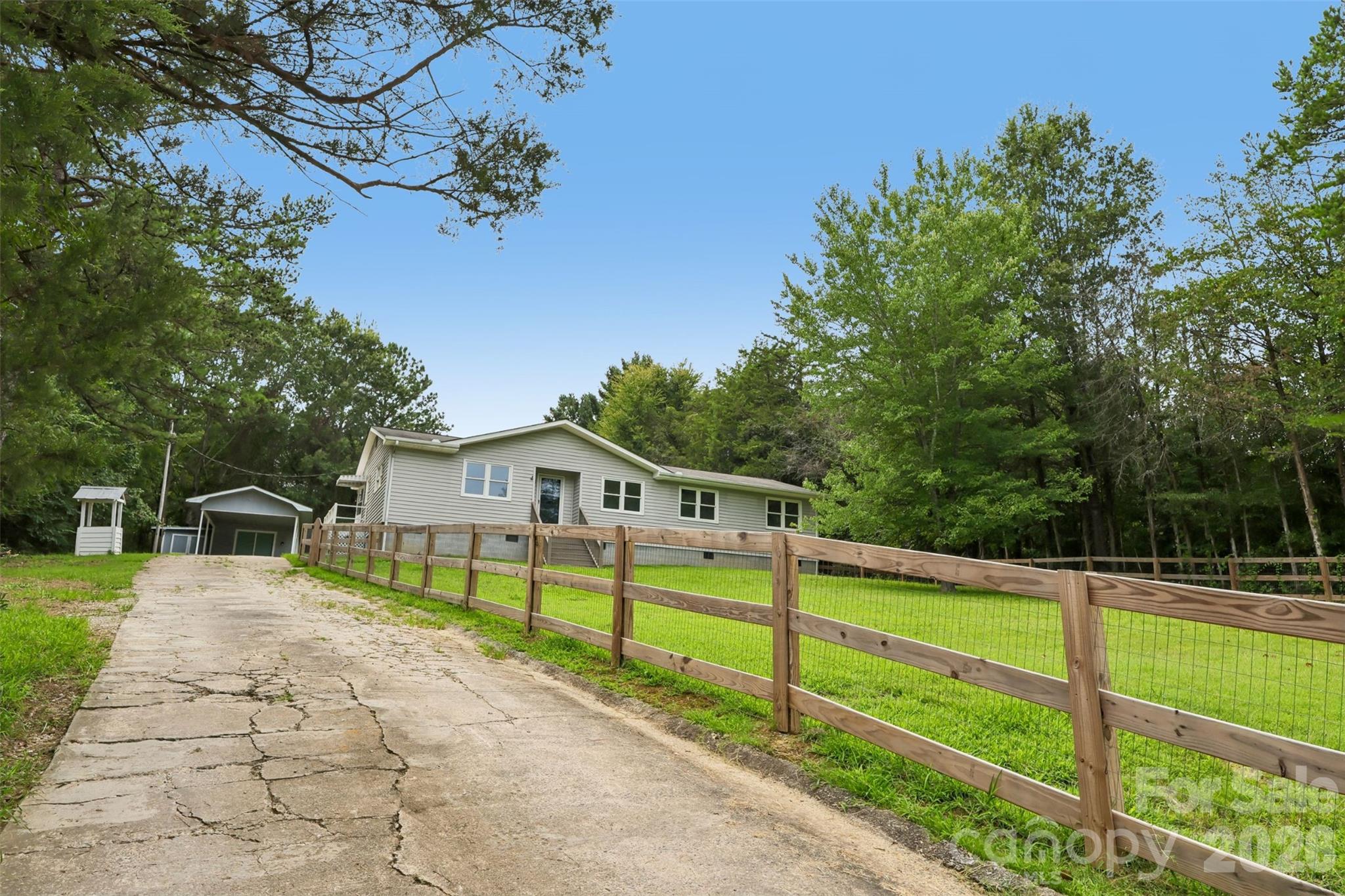 33269 Courtland Drive — Albemarle