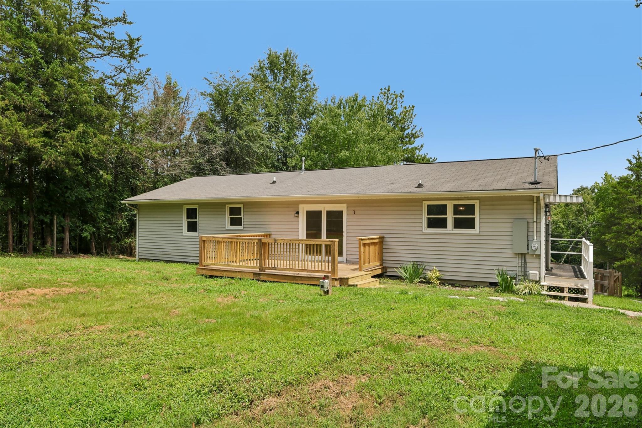 33269 Courtland Drive — Albemarle