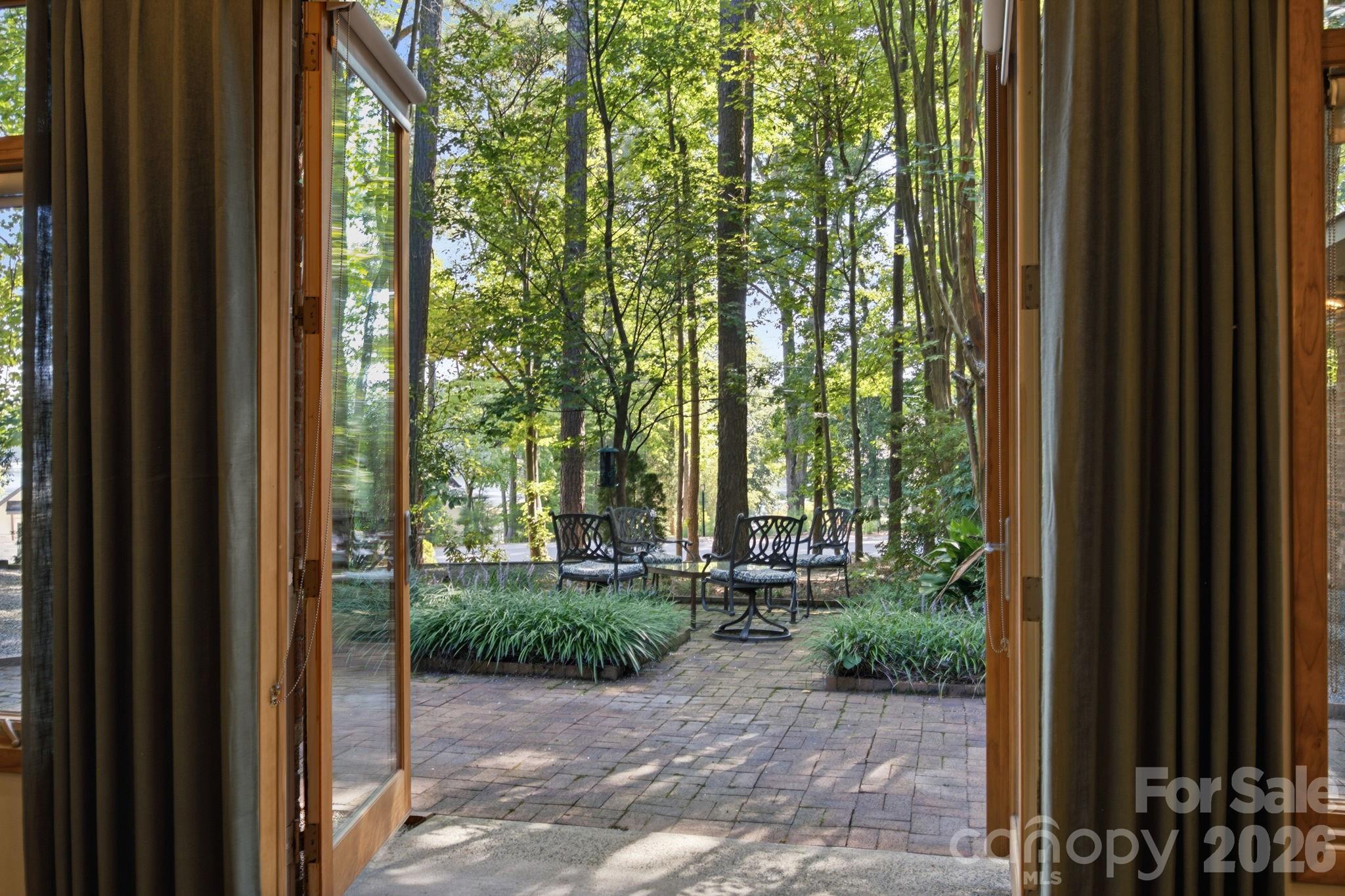 316 Riverwood Road — Mooresville