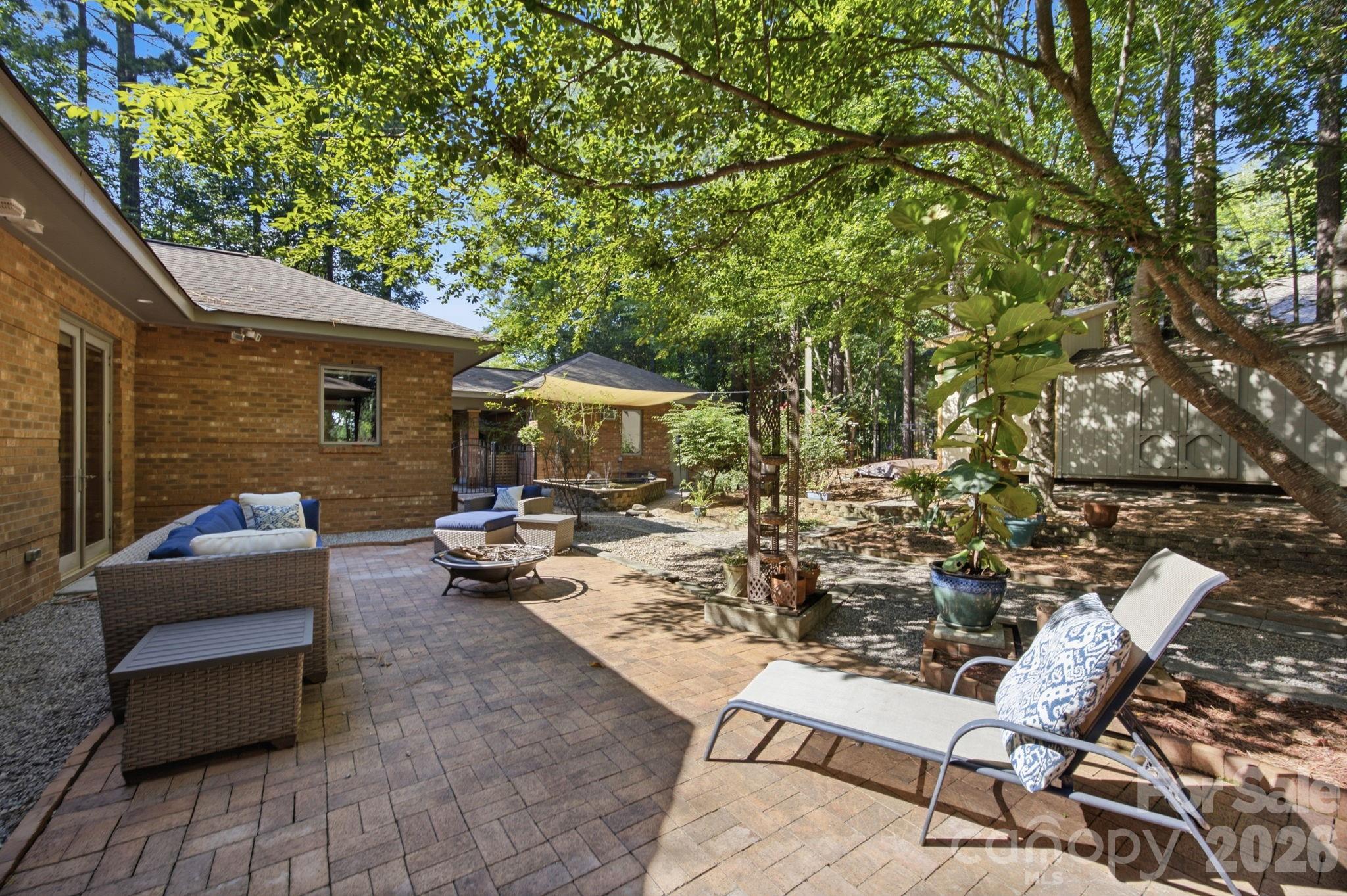 316 Riverwood Road — Mooresville