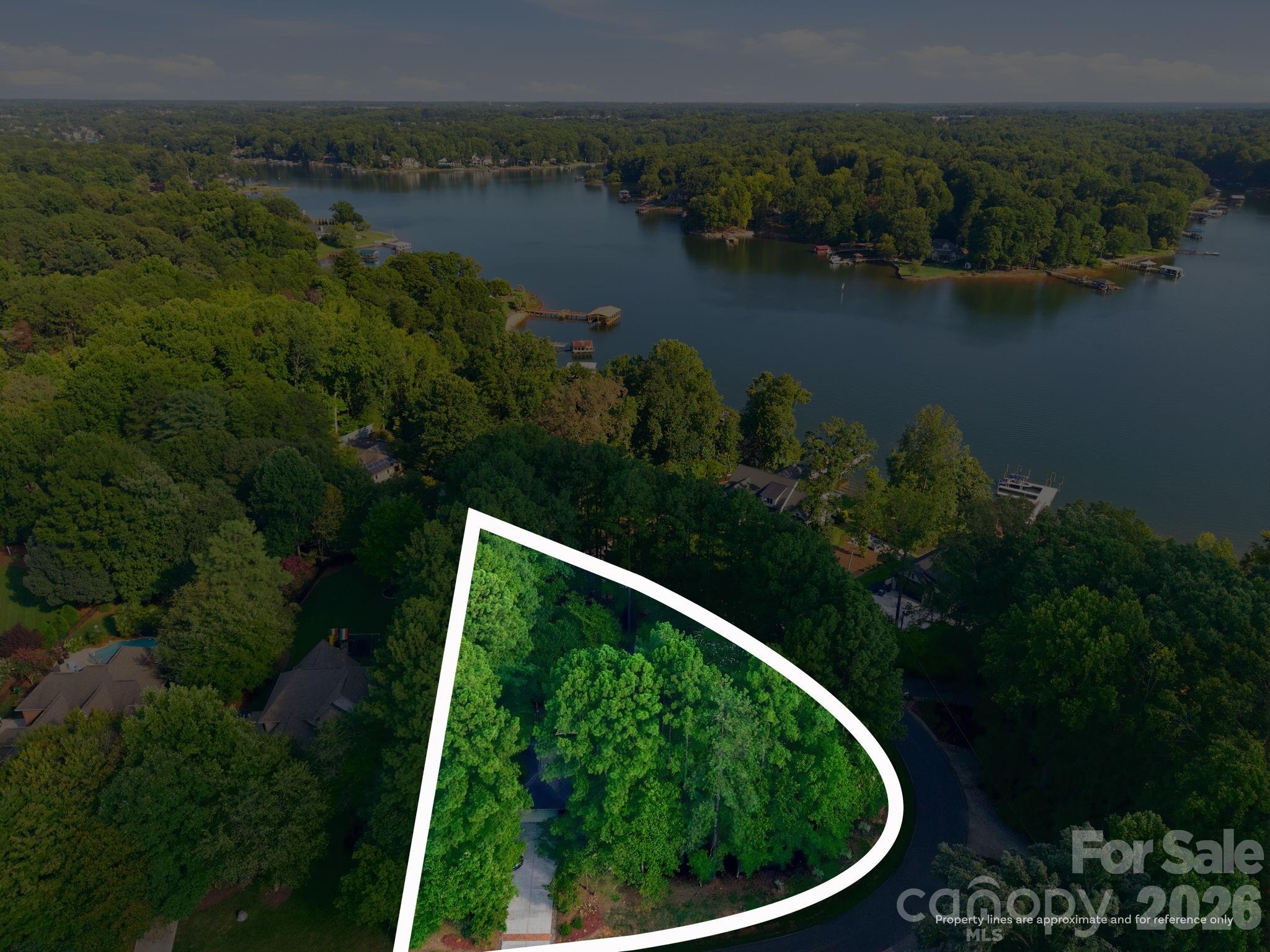 316 Riverwood Road — Mooresville