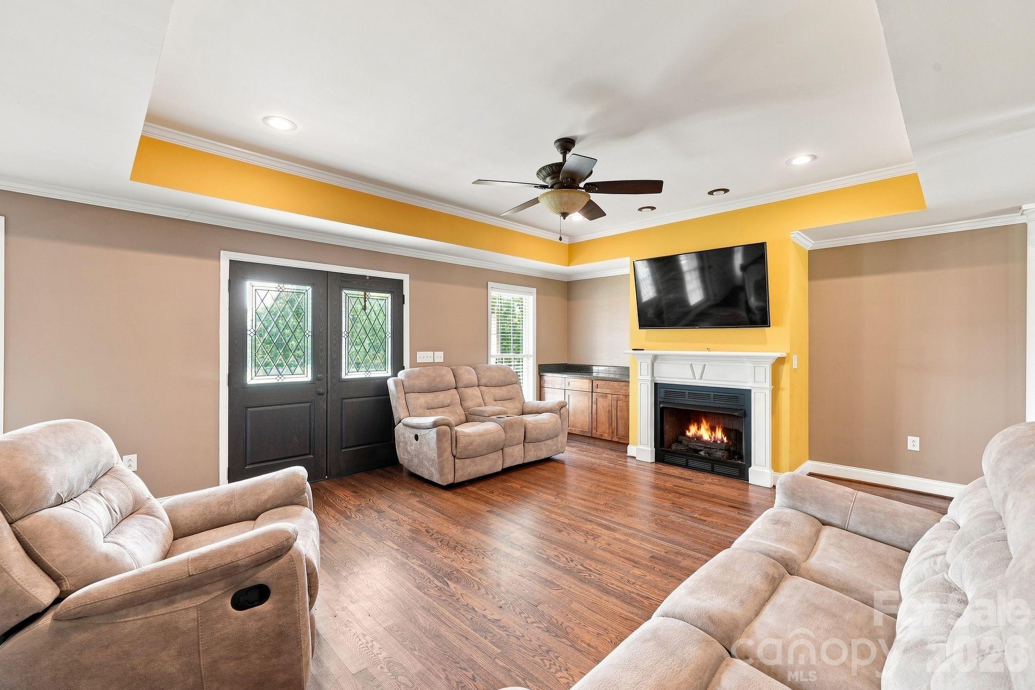 1134 Oakwood Drive — Chester