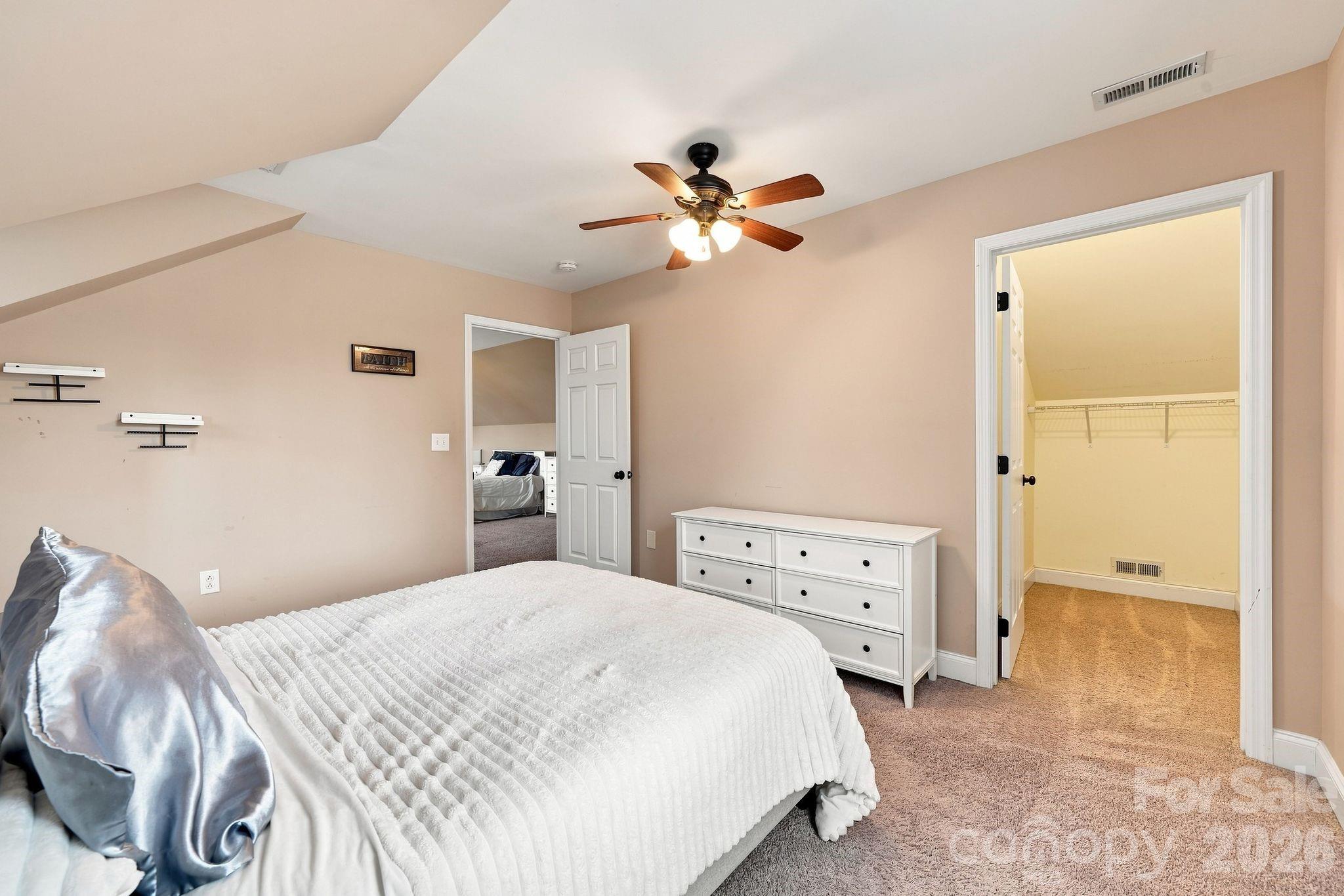 1134 Oakwood Drive — Chester