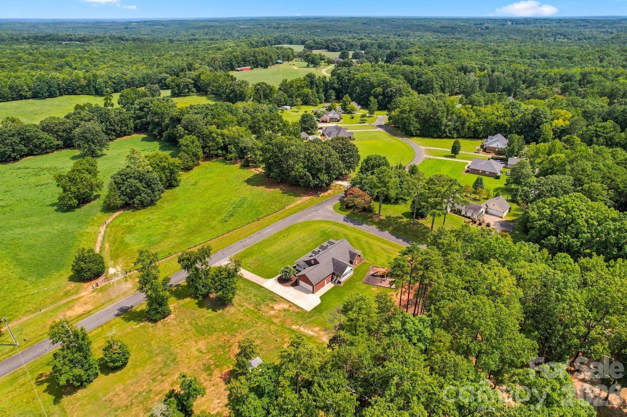 1134 Oakwood Drive — Chester