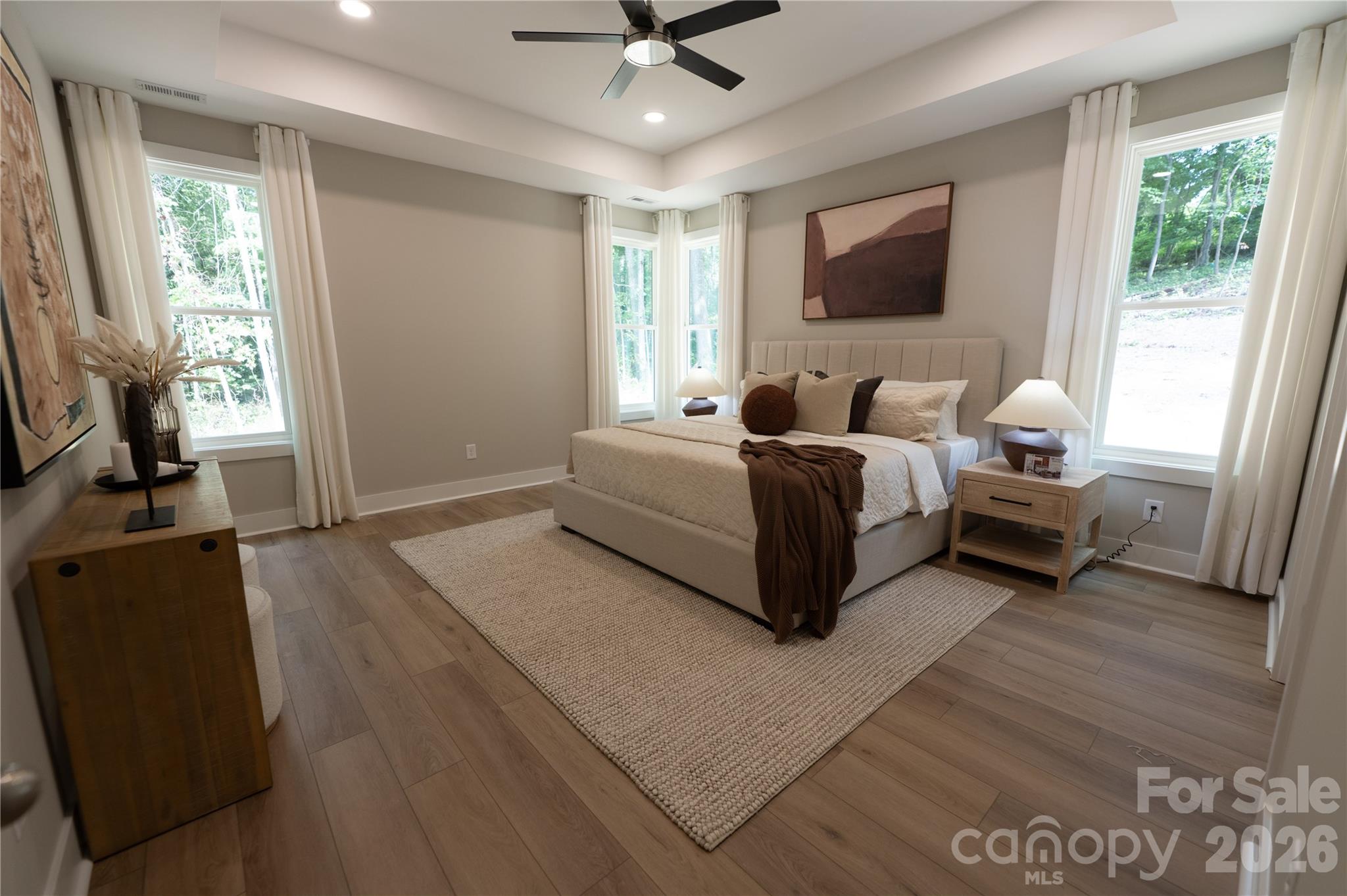 3930 Sunset Valley Drive — Concord
