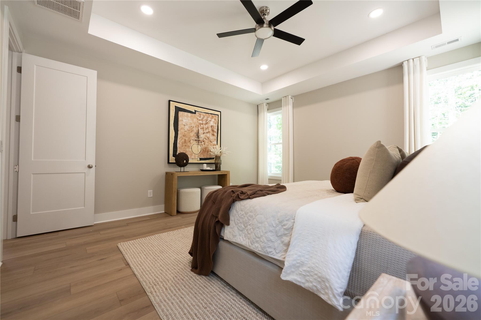 3930 Sunset Valley Drive — Concord