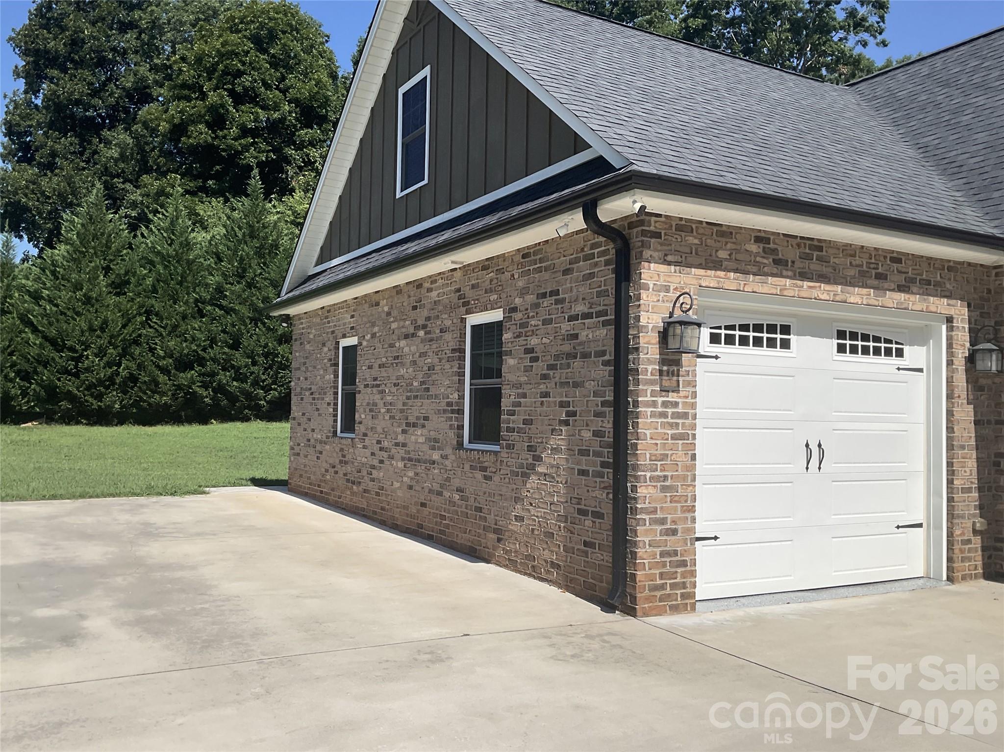 135 Blossom Hill Road — Lincolnton