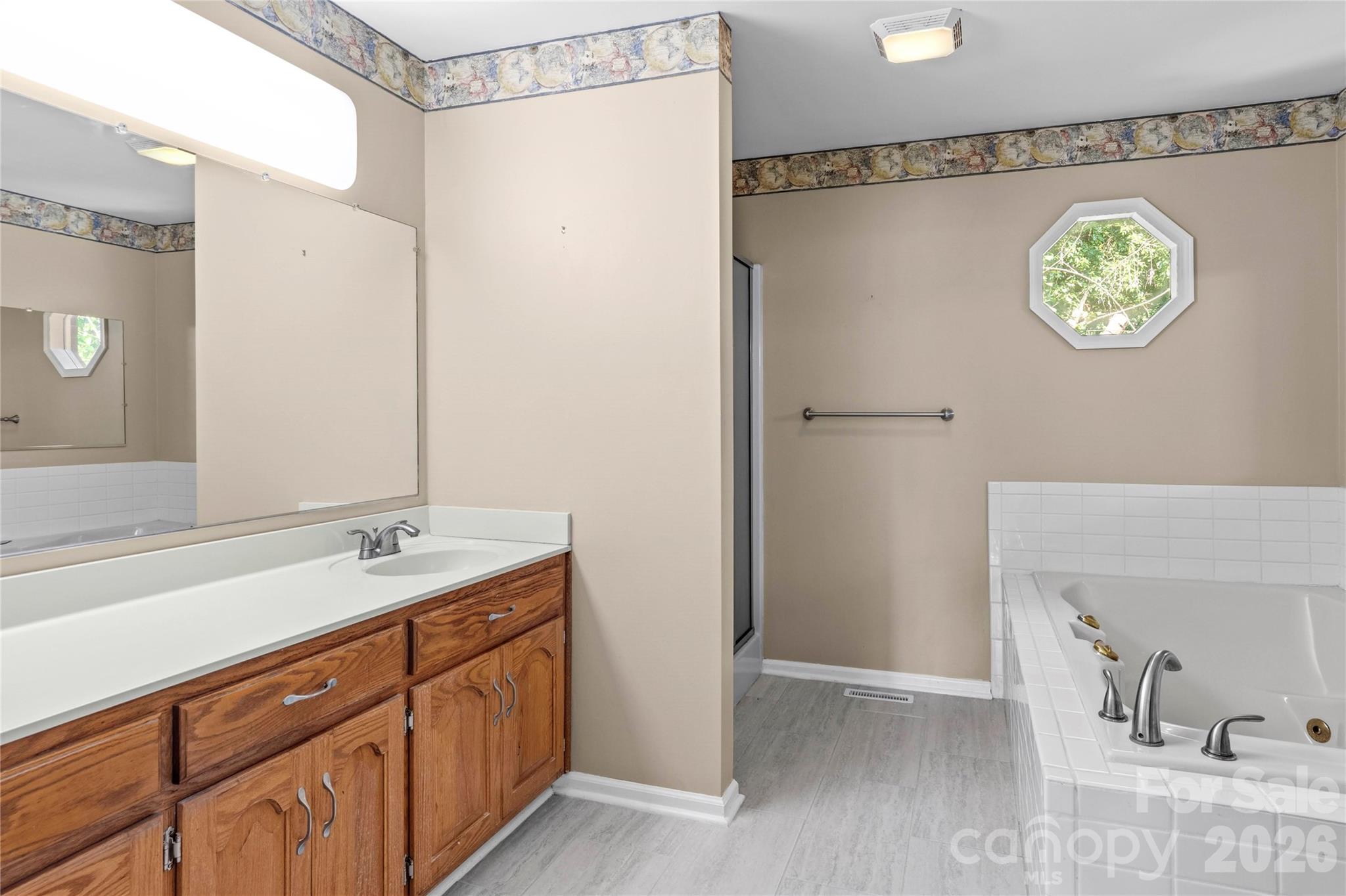 6045 Stone Bluff Drive — Clemmons
