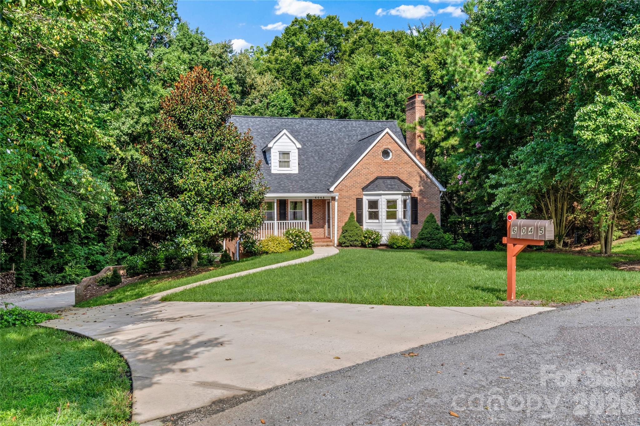 6045 Stone Bluff Drive — Clemmons