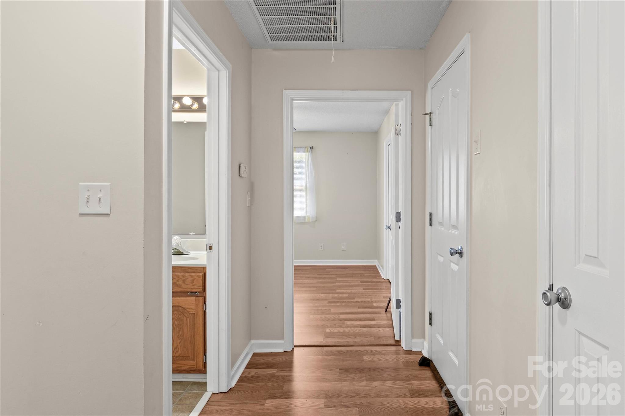 6045 Stone Bluff Drive — Clemmons