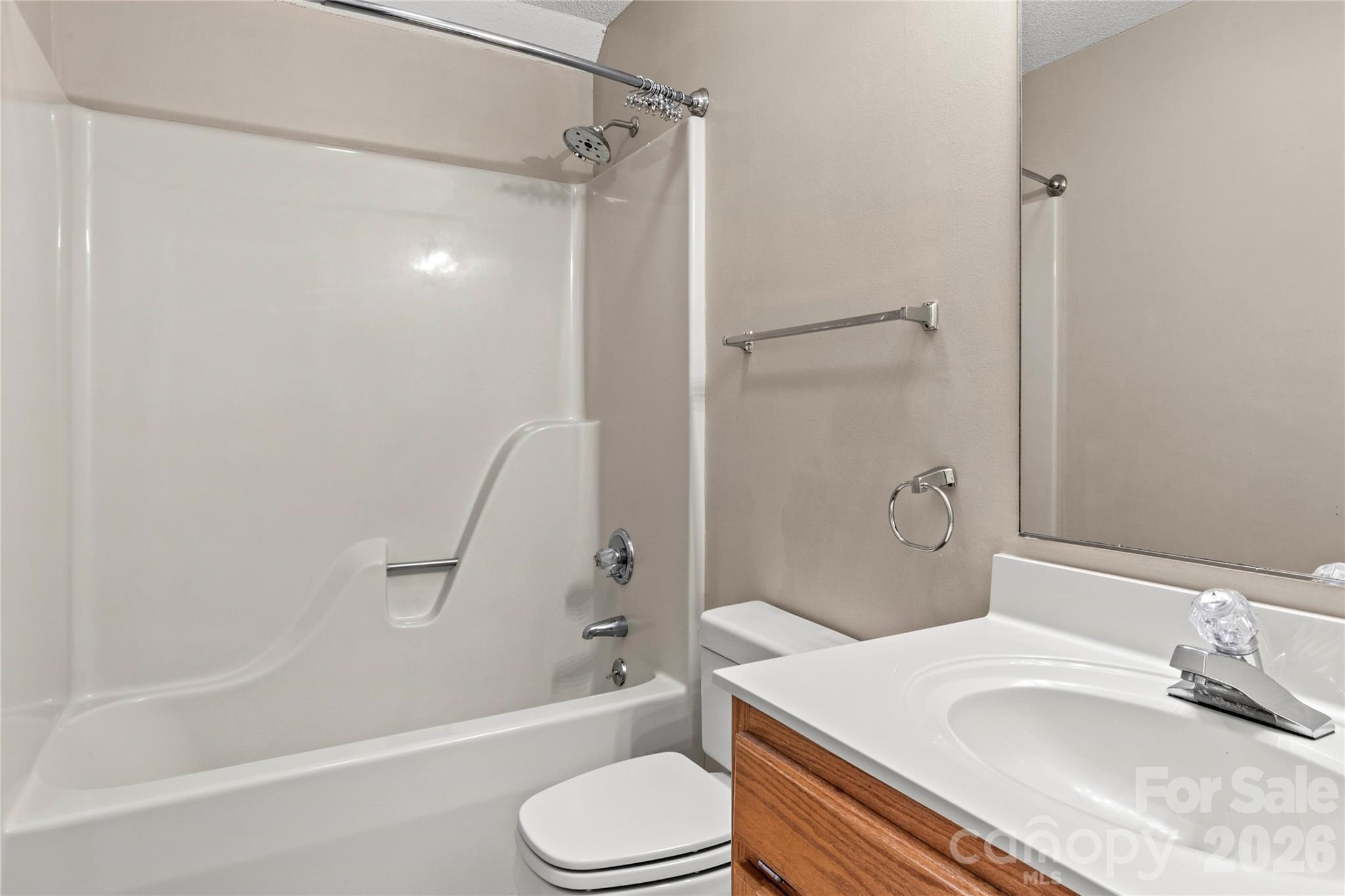 6045 Stone Bluff Drive — Clemmons