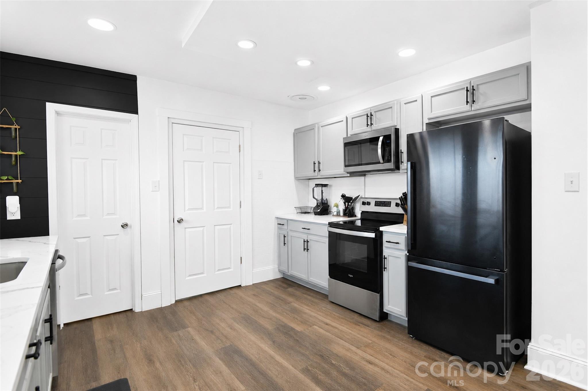 710 Sloop Avenue — Kannapolis
