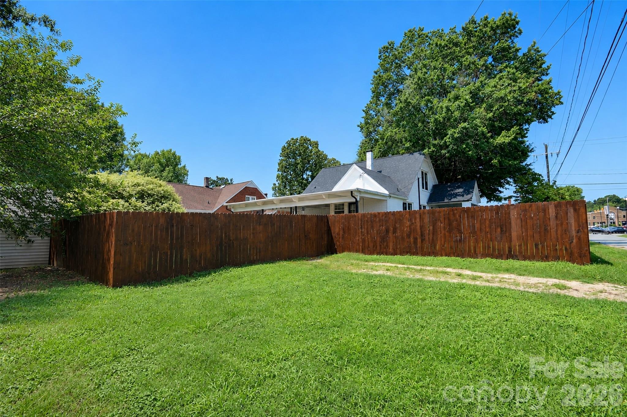 710 Sloop Avenue — Kannapolis