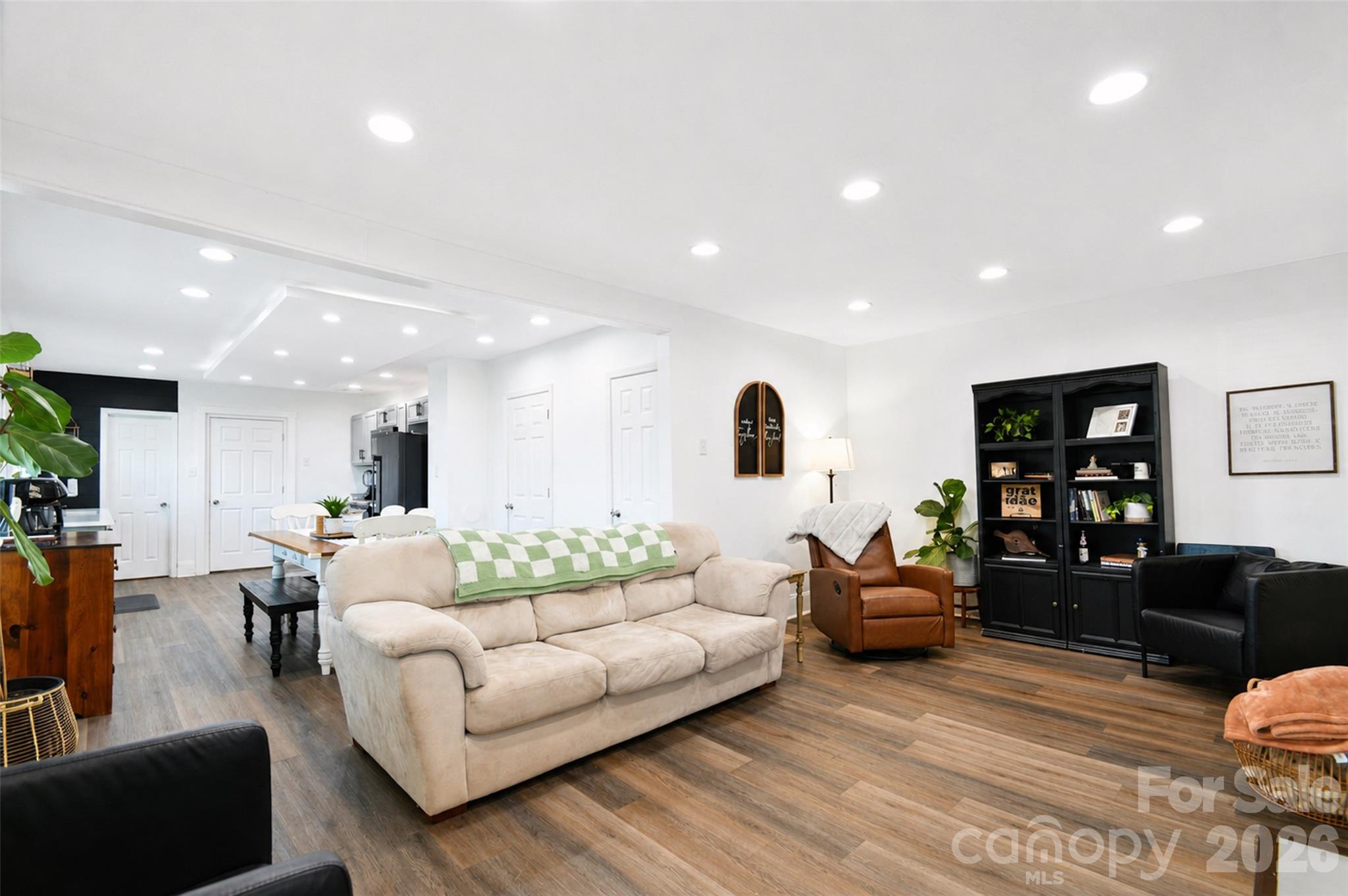 710 Sloop Avenue — Kannapolis