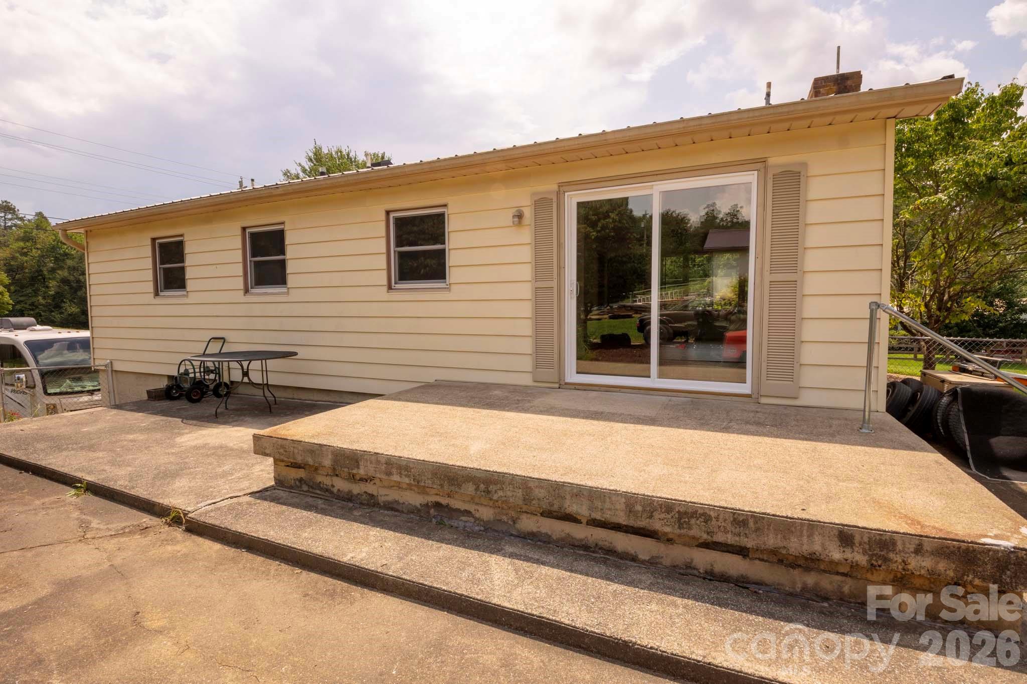 317 Brickyard Road — Asheville