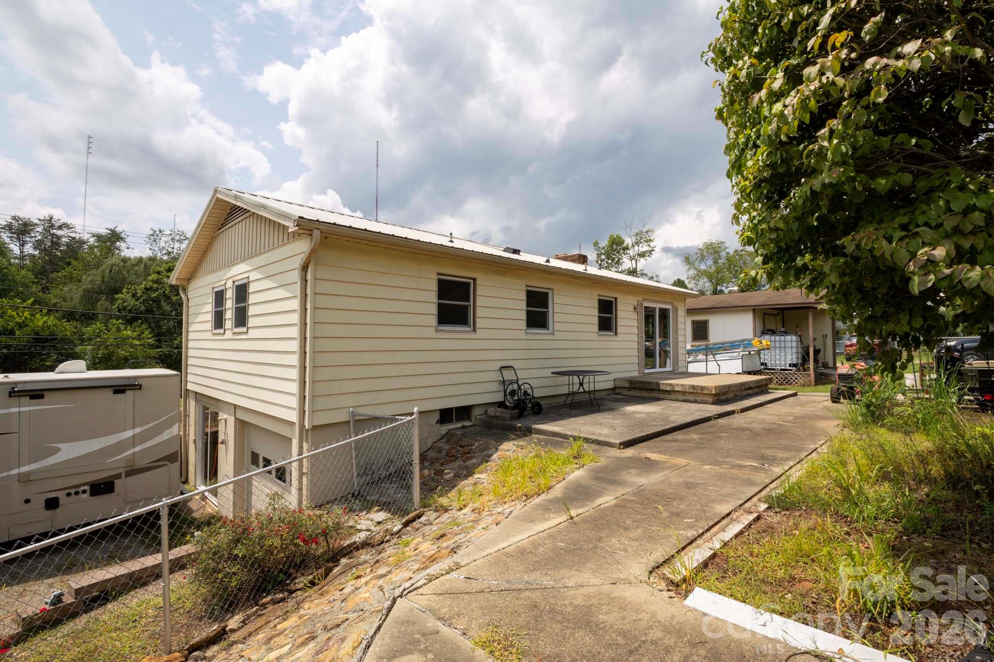 317 Brickyard Road — Asheville