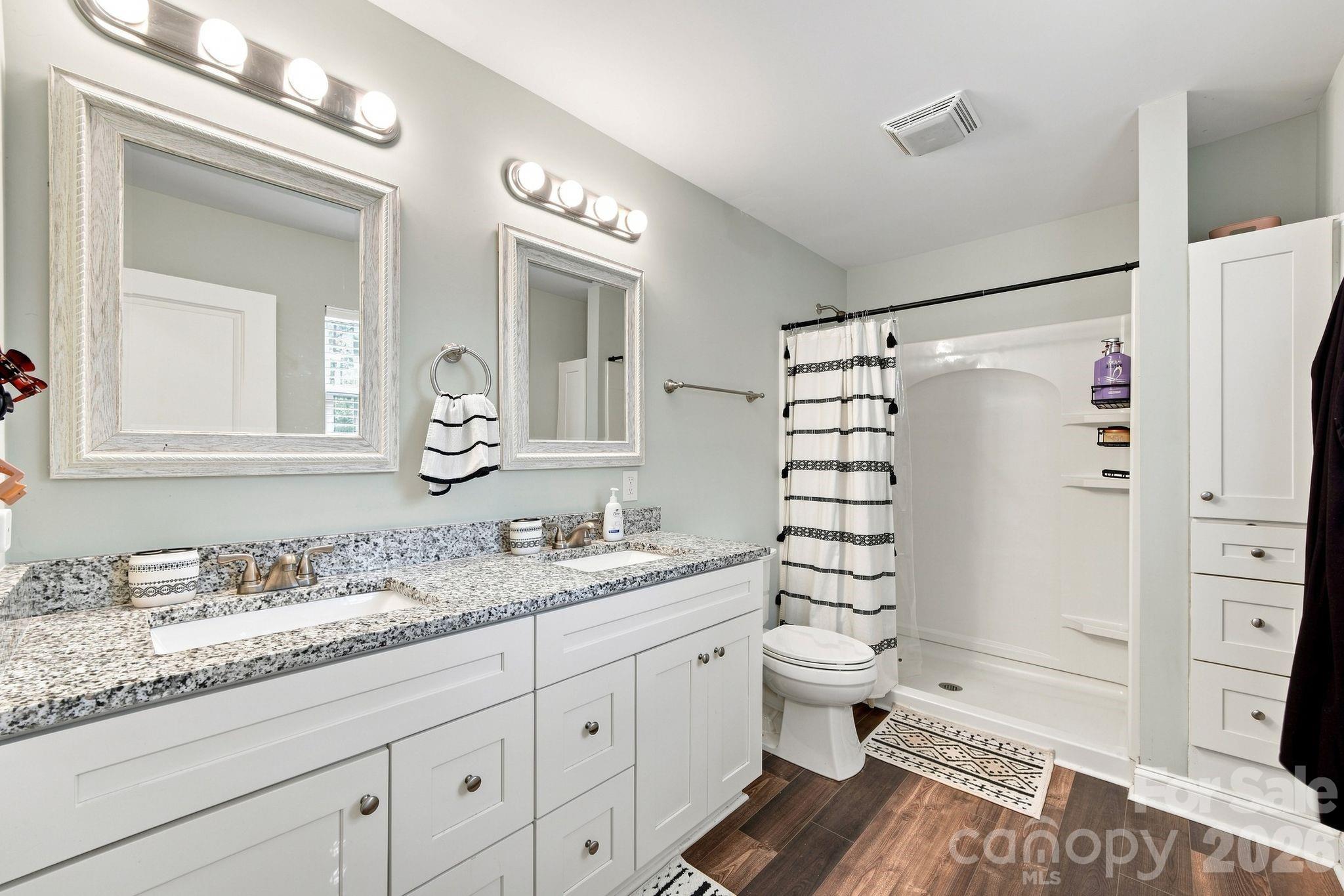 1364 Stroupe Road — Lancaster