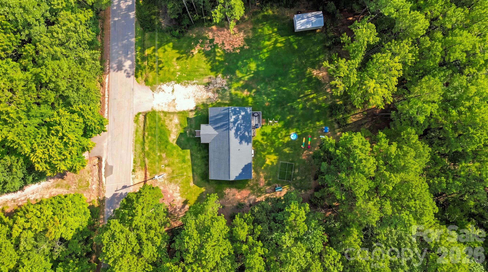 1364 Stroupe Road — Lancaster