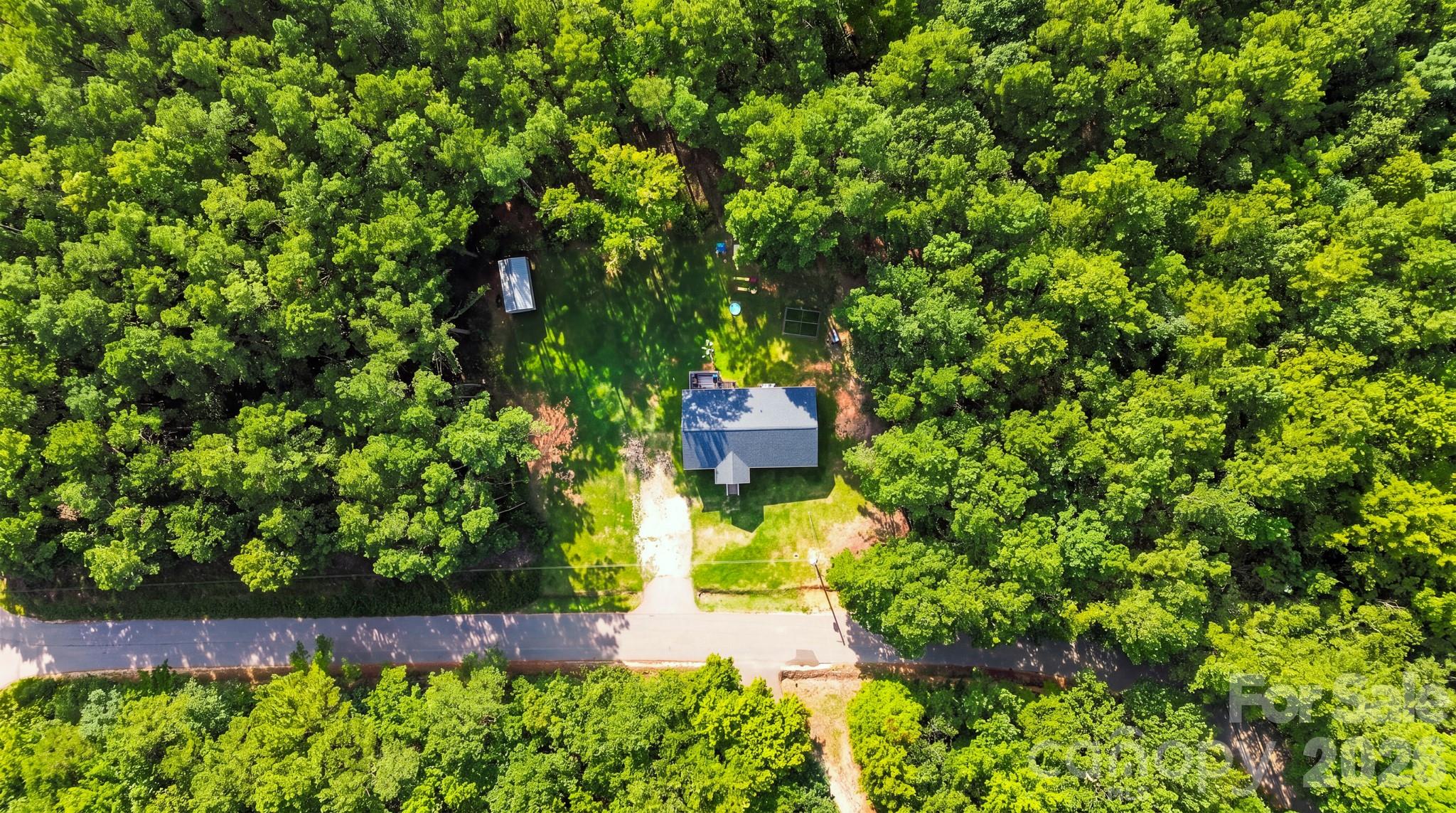 1364 Stroupe Road — Lancaster