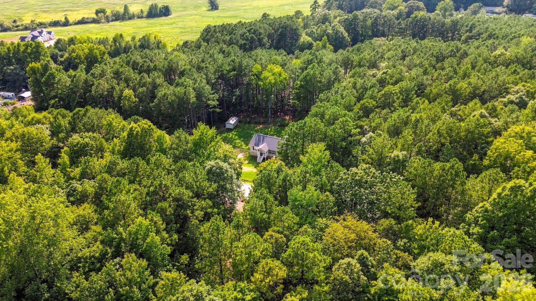 1364 Stroupe Road — Lancaster