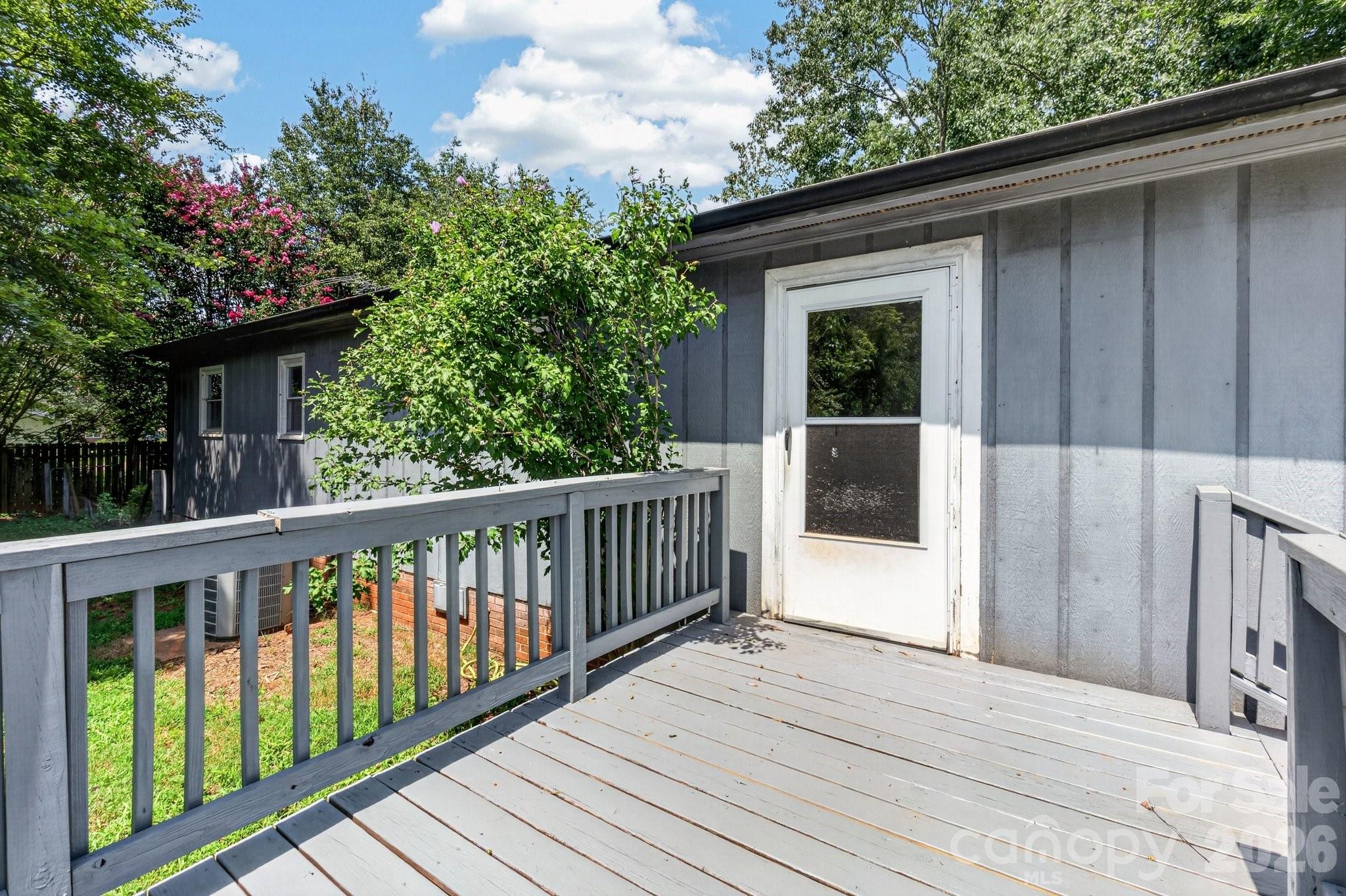 123 Robinette Lane — Statesville
