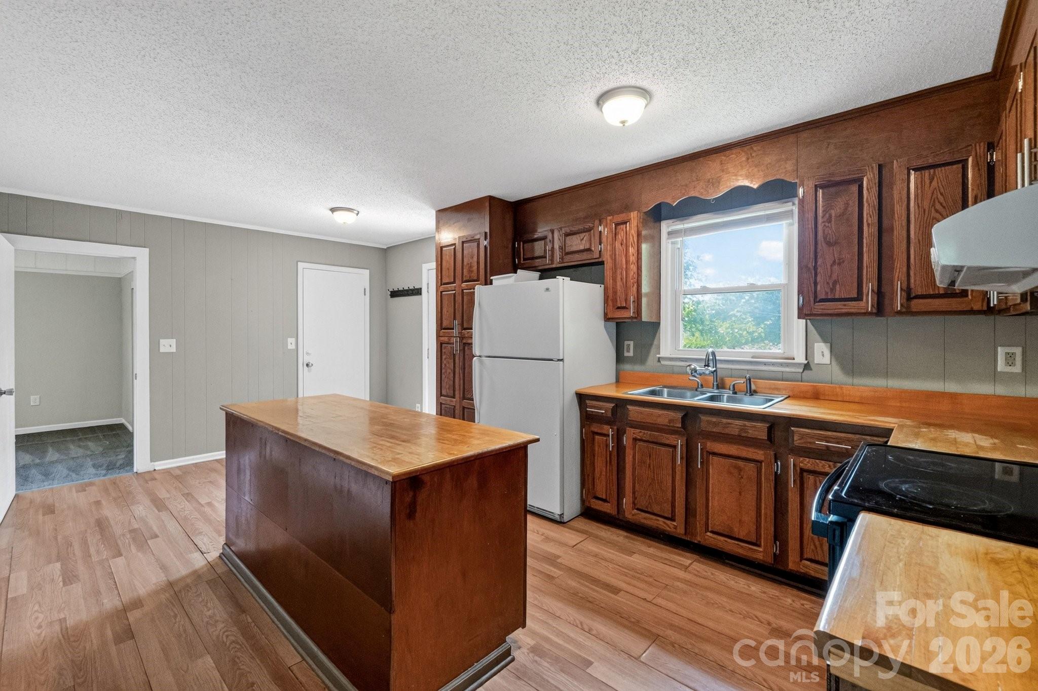123 Robinette Lane — Statesville